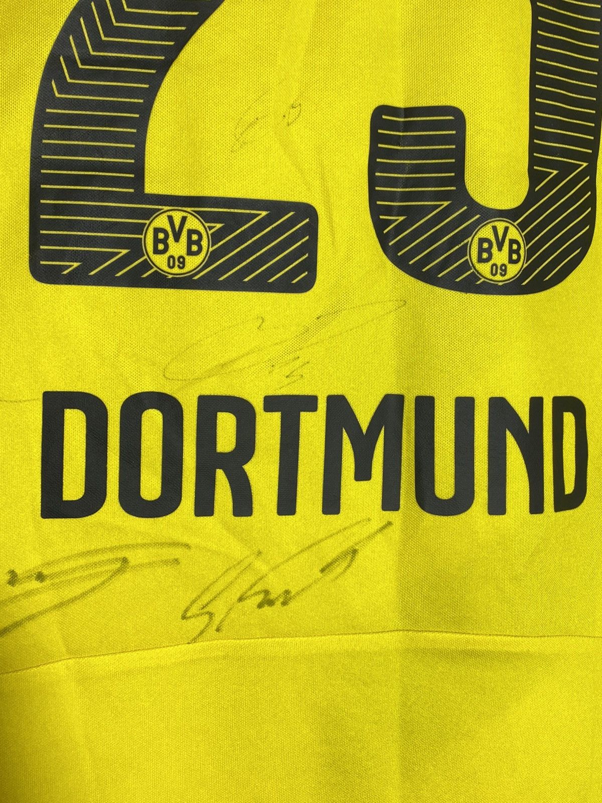 Puma #25 Sokratis Puma BVB Borussia Dortmund 2014/15 Jersey Size US M / EU 48-50 / 2 - 13 Thumbnail