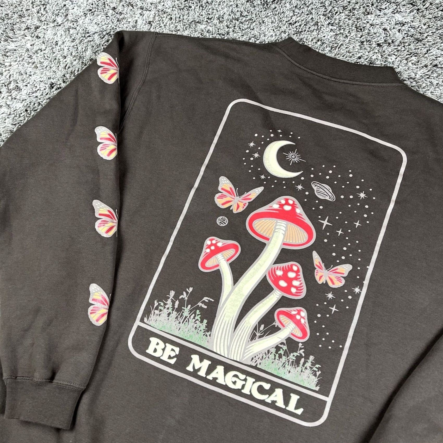 Gloverall Obsessive Love Sweatshirt Womens Large Brown All Over Graphic Crewneck Long Mushrooms Shrooms Trippy Oversized Bohemian Magical Size L / US 10 / IT 46 - 4 Thumbnail