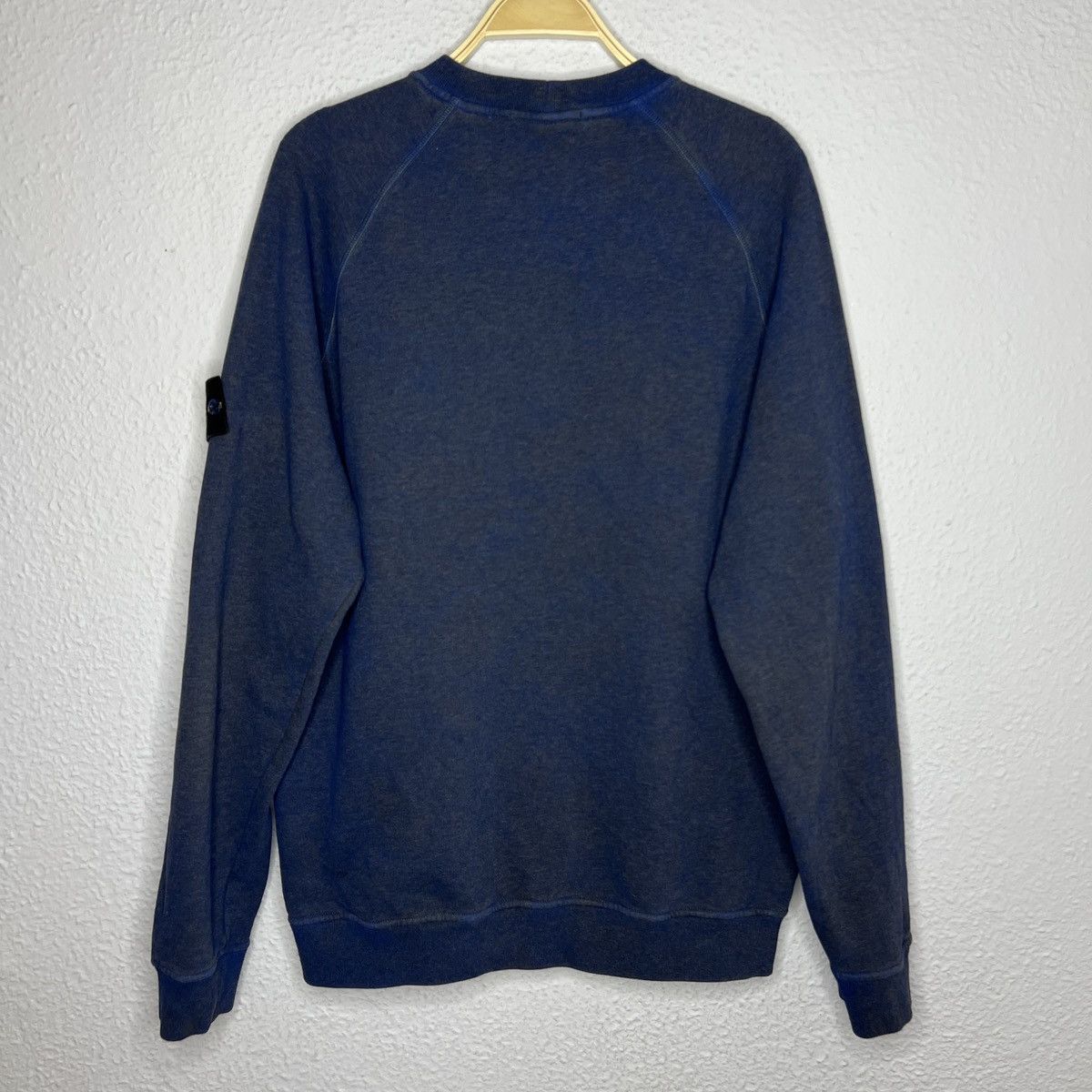 Stone Island Stone Island Sweatshirt Crewneck Navy Dye Badge Patch Size US XL / EU 56 / 4 - 8 Thumbnail