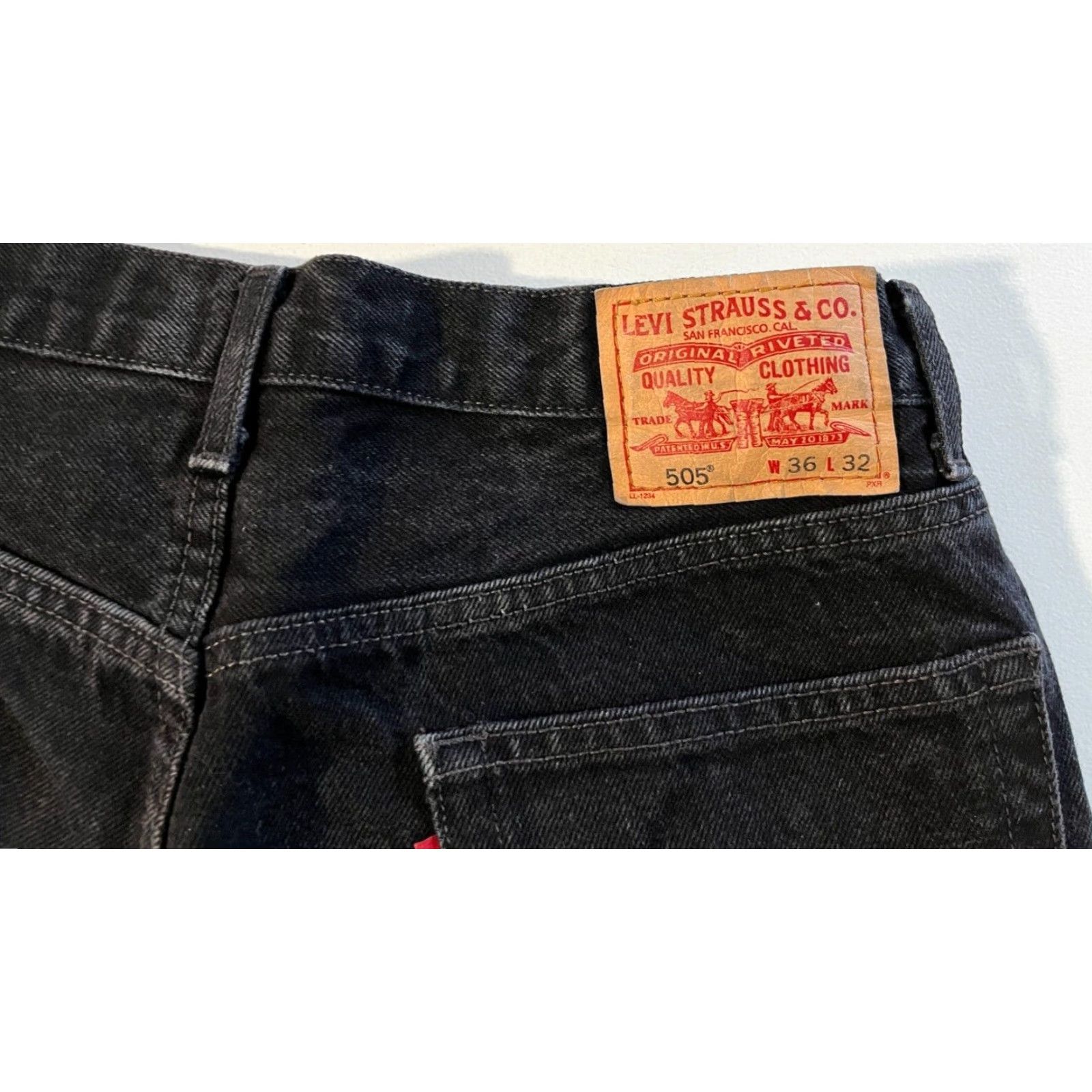 Levi's VINTAGE Levi's 505 Jeans Men's Regular Fit Straight Black 33x31 90s USA Levi's 505 Straight Mens Jeans Size US 33 - 4 Thumbnail