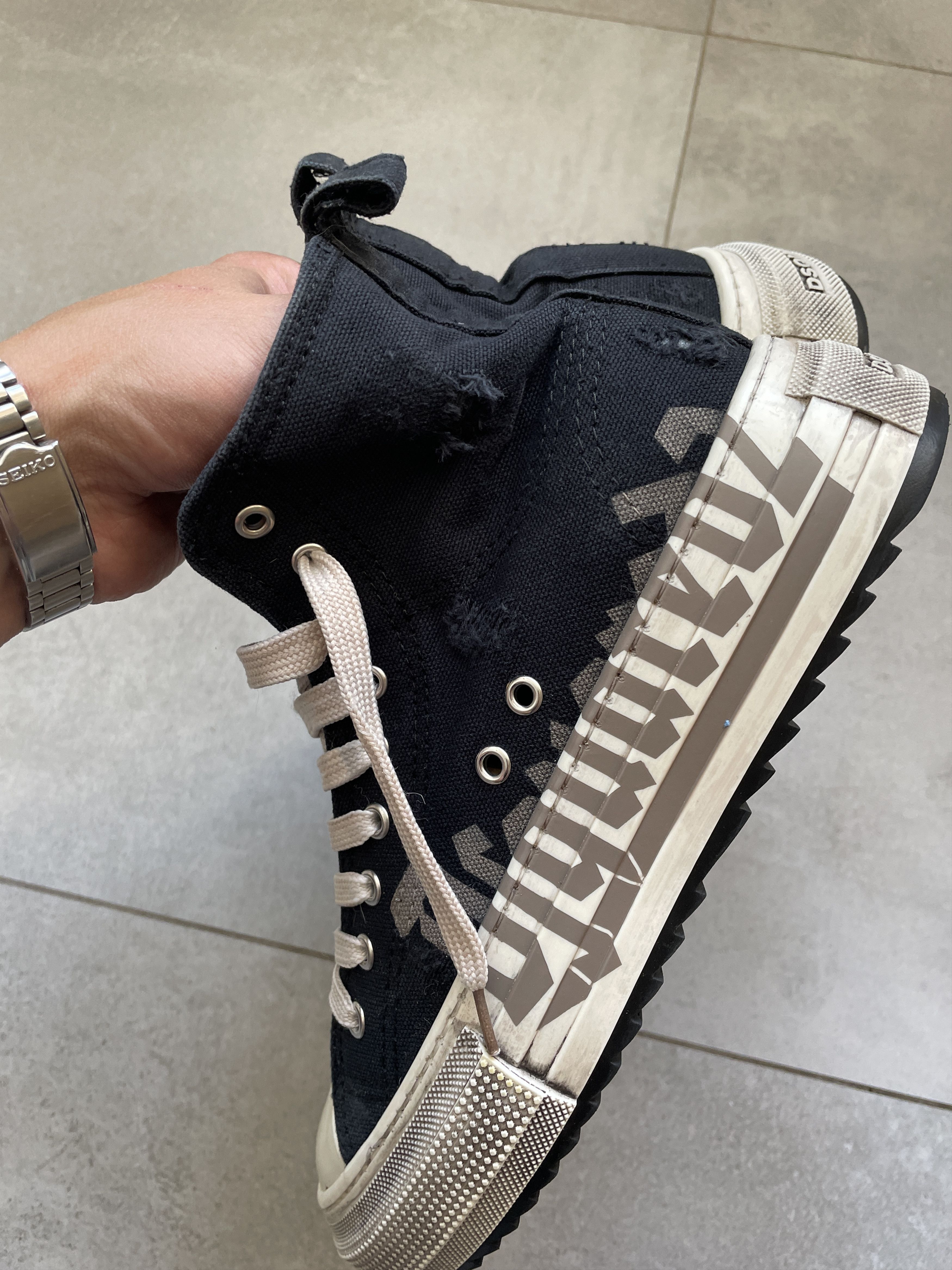 Dsquared2 DSQUARED2 DSQ2 DISTRESSED TYPE NAVY BERLIN HIGH TOPS Size US 7 / EU 40 - 7 Thumbnail