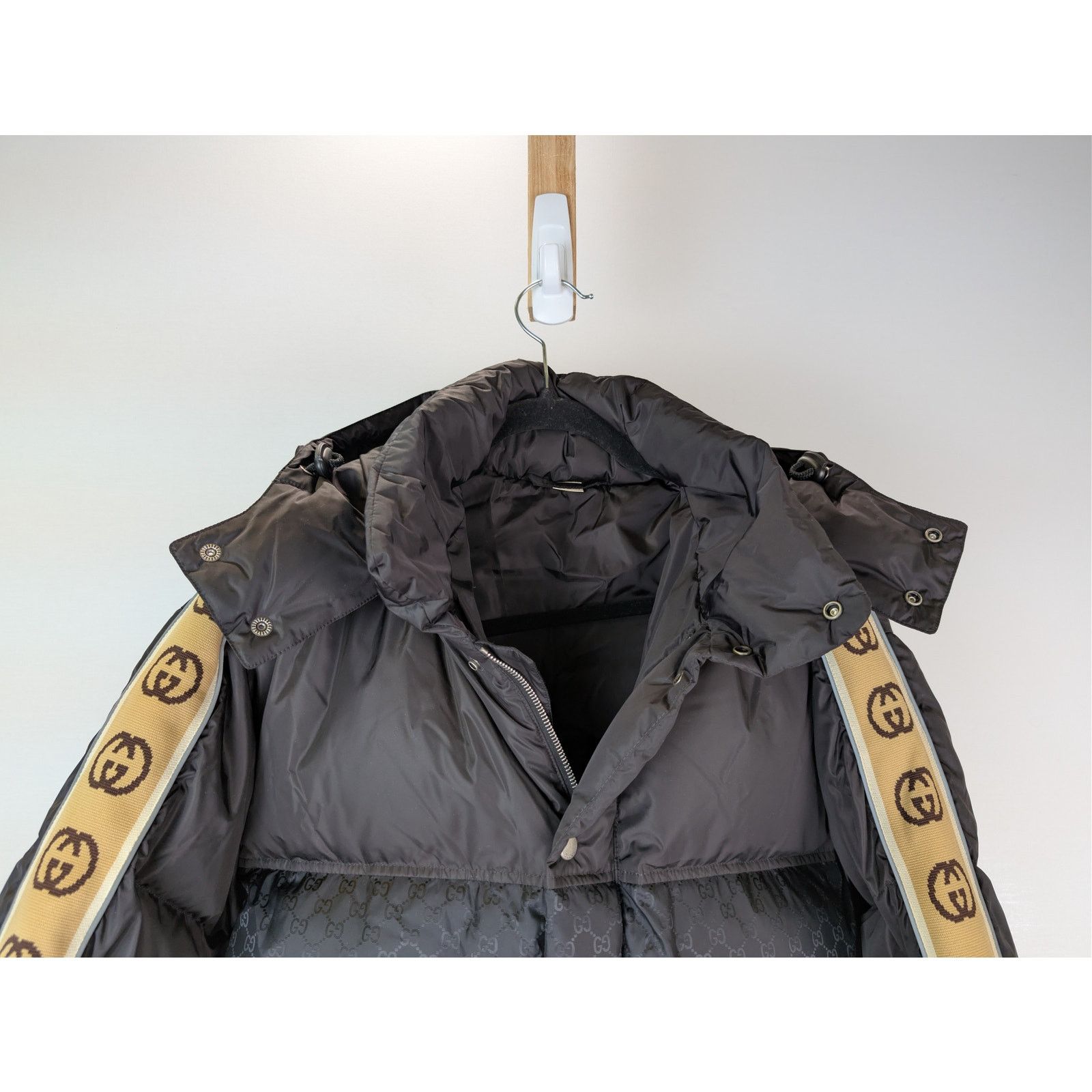 Gucci o1rshd1 Light Parachute GG Jacquard Nylon Padded Coat Jacket Size US M / EU 48-50 / 2 - 2 Thumbnail