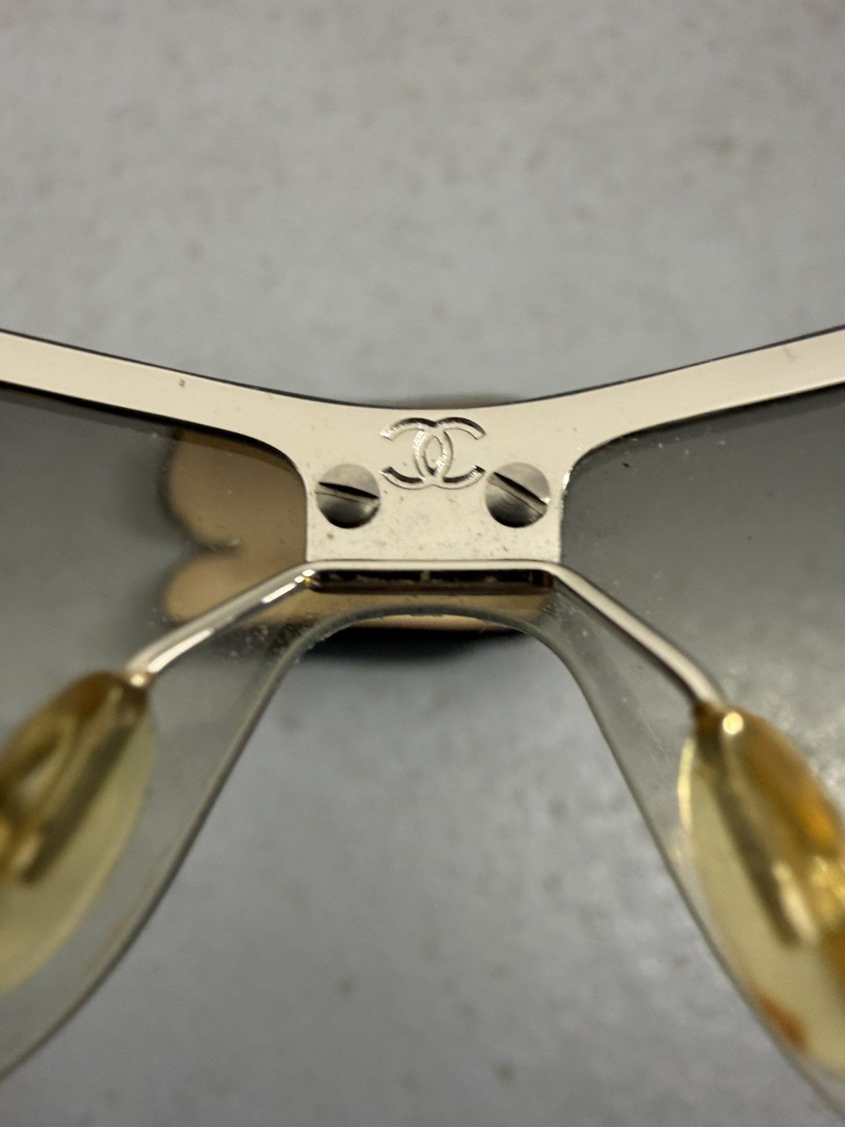 Chanel Vintage Chanel Earring Sunglasses With Case Size ONE SIZE - 8 Thumbnail