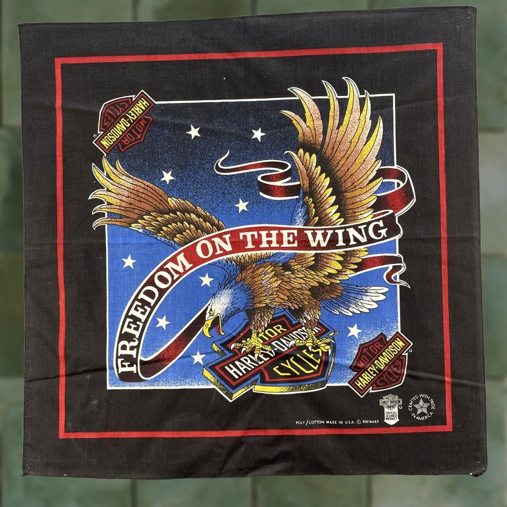 Harley Davidson VINTAGE Harley-Davidson Bandana Eagle Freedom On The Wing USA Made 80s Black Red Mens Size ONE SIZE - 1 Thumbnail