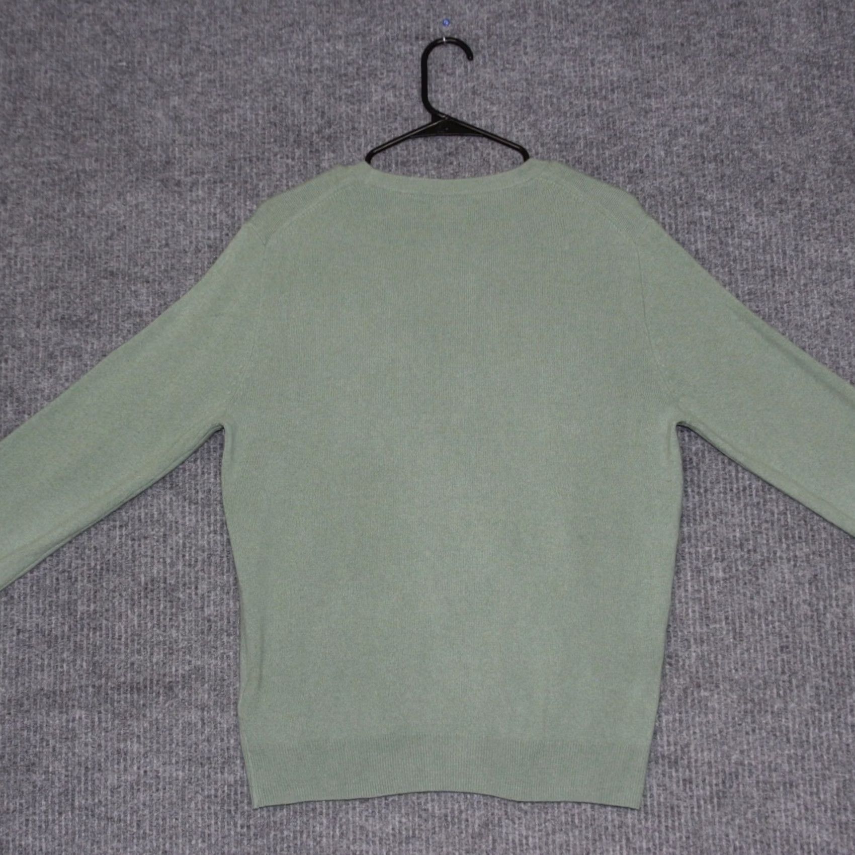 J.Crew VINTAGE? No. J. Crew Mens Crew Neck Cashmere Sweater Green Sage 100% Cashmere Size M Knit Size US M / EU 48-50 / 2 - 6 Thumbnail