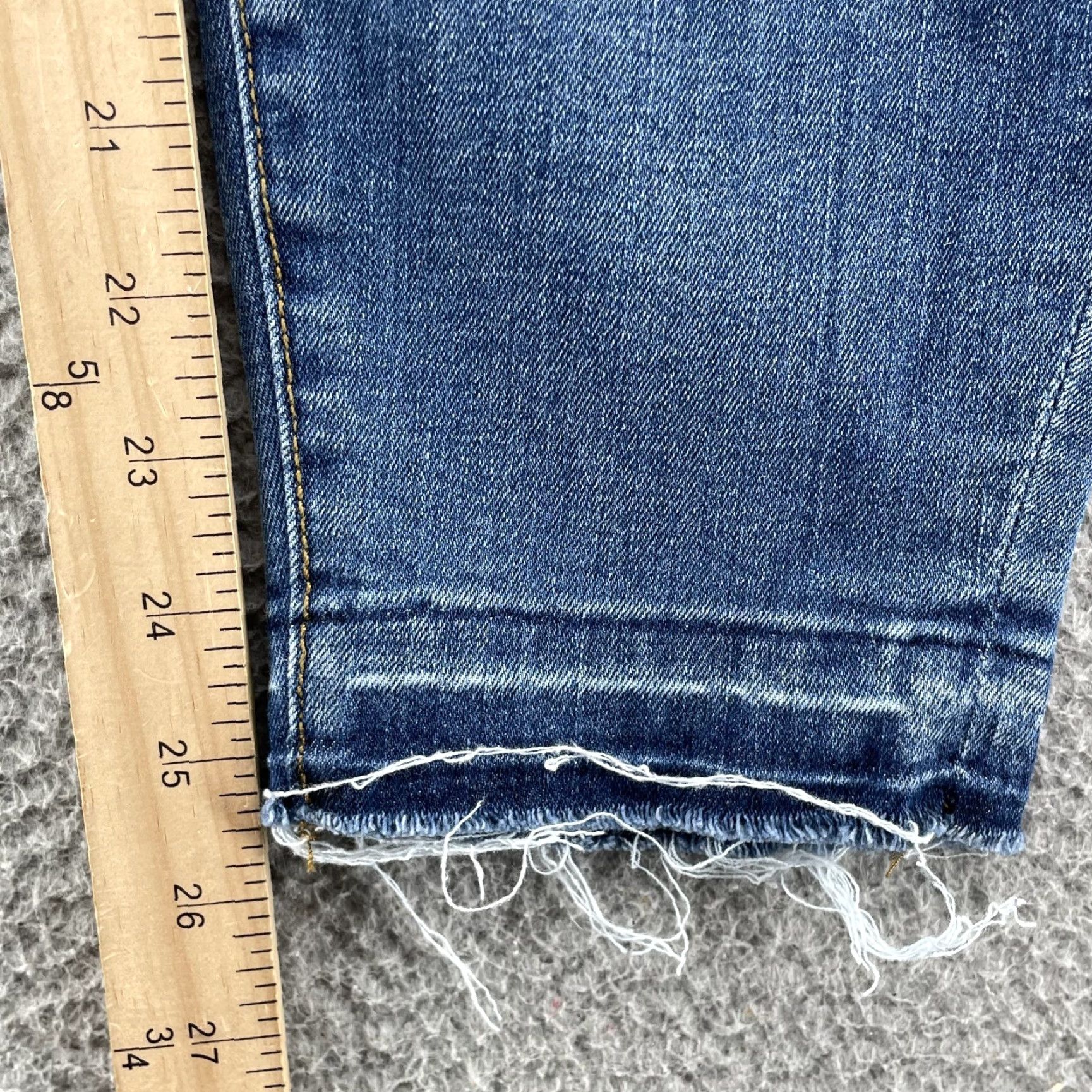 J.Crew J.Crew Jeans 30 Lookout High Rise Crop Slim Chic 90s Blue Womens Size 30" / US 8 / IT 44 - 4 Thumbnail