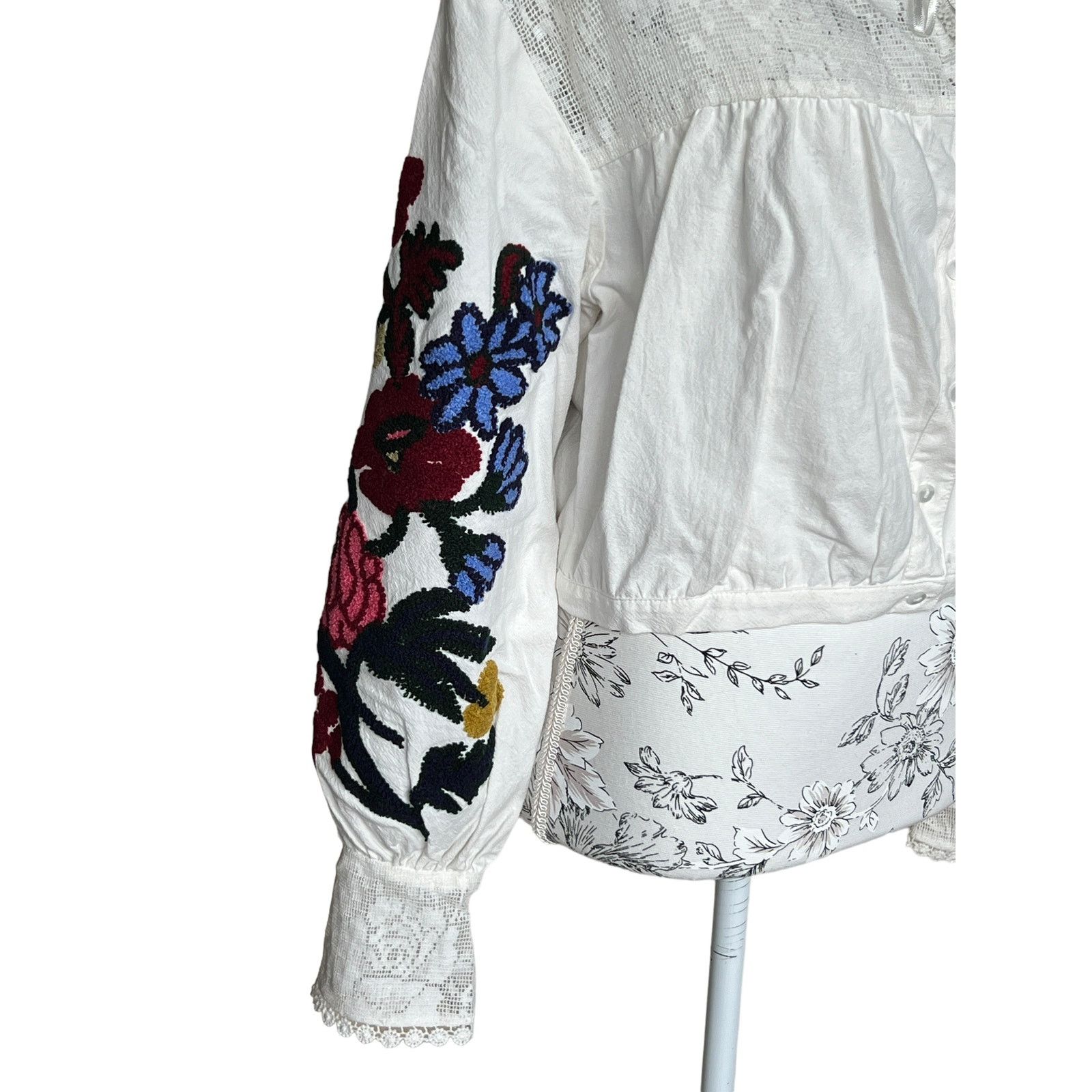 Free People Free People | Meadows Embroidered Top Size Small Size S / US 4 / IT 40 - 9 Thumbnail