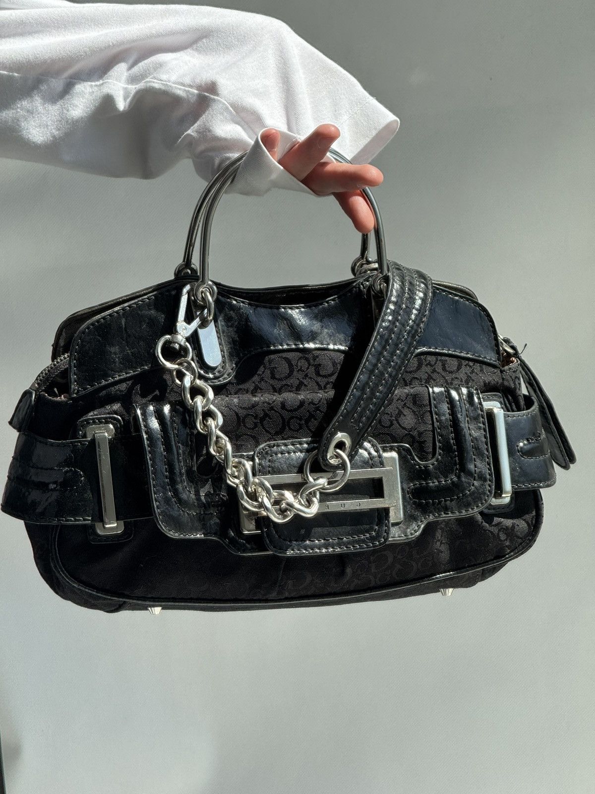 Guess Guess vintage buckle logo bag baguette mini 00s Y2k Handbag Size ONE SIZE - 8 Thumbnail