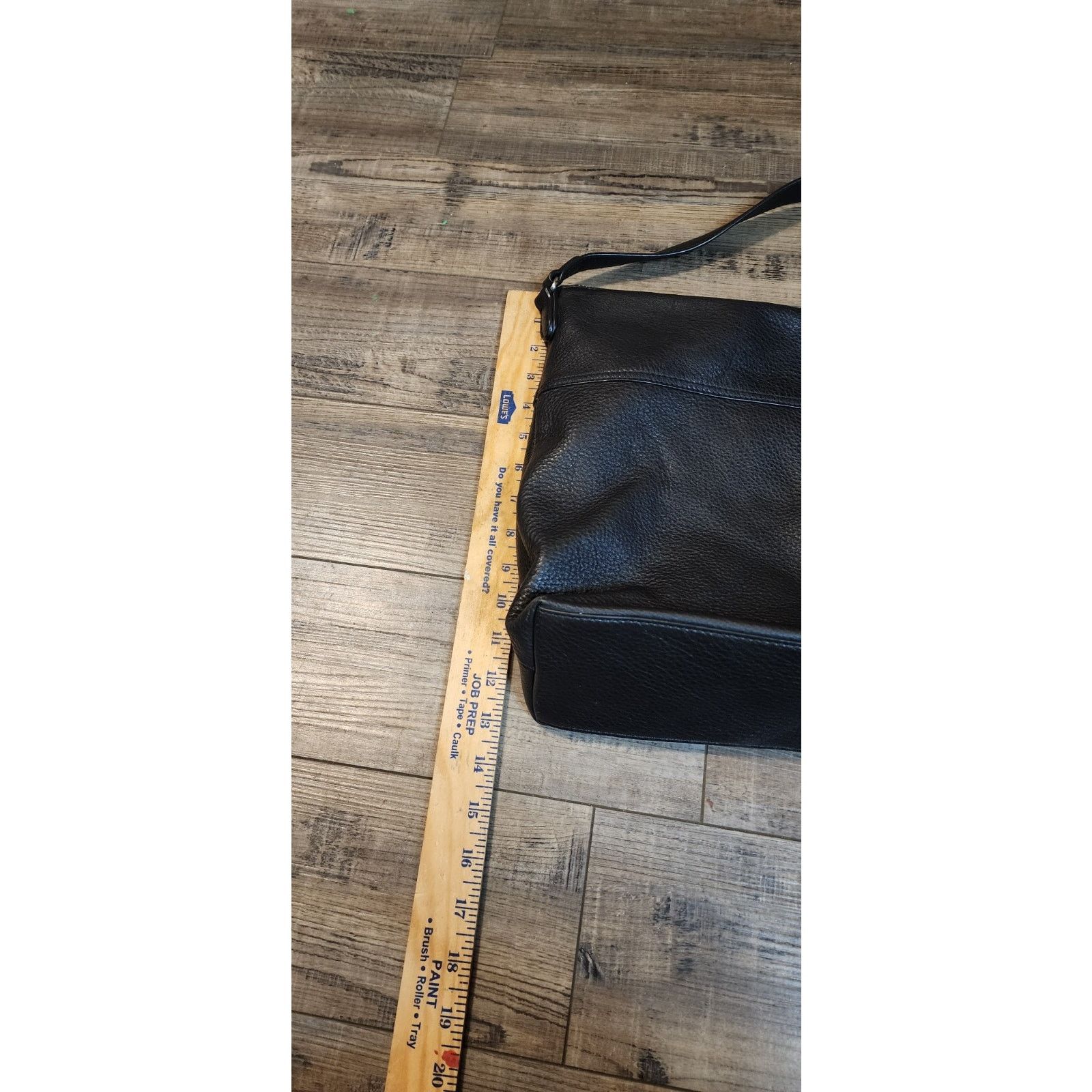 Vince Camuto Vince Camuto Black Soft Leather Purse Bag Zippers Preowned Y Size ONE SIZE - 8 Thumbnail
