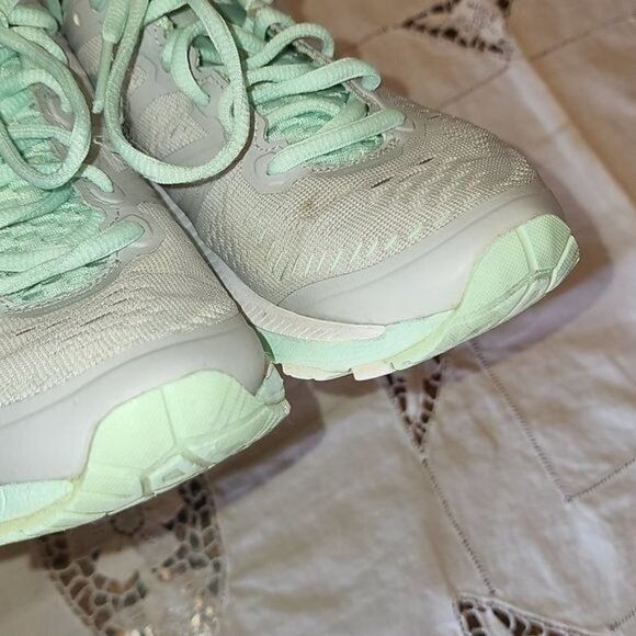 Asics Asics Gel Kayano GT 1000 Sz. 6.5 Athletic Shoes Sneakers Size US 6.5 / IT 36.5 - 10 Thumbnail