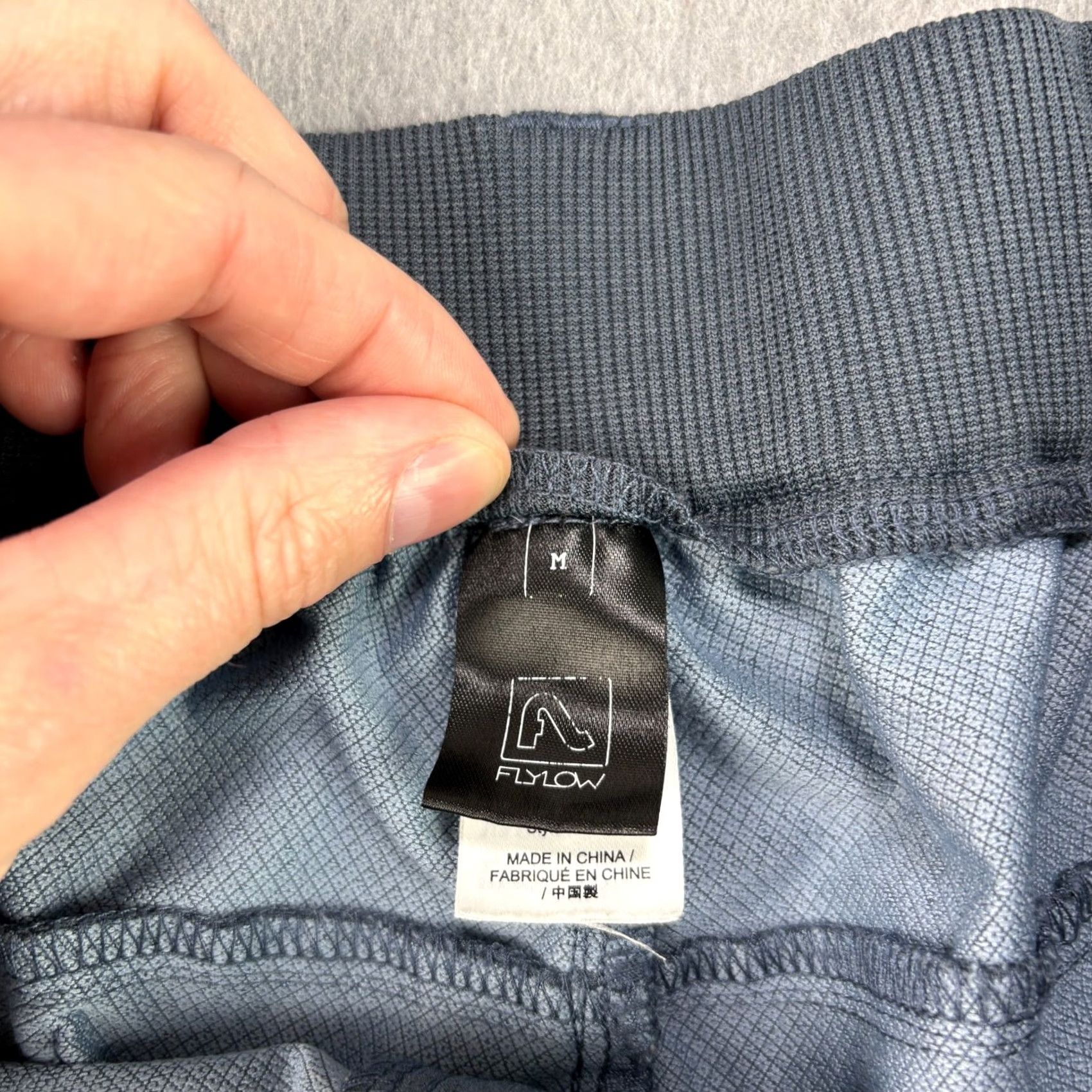 Flylow Flylow Shorts Mens Medium Blue Chino Performance Stretch Outdoor Hiking Biking Size US 31 - 3 Thumbnail