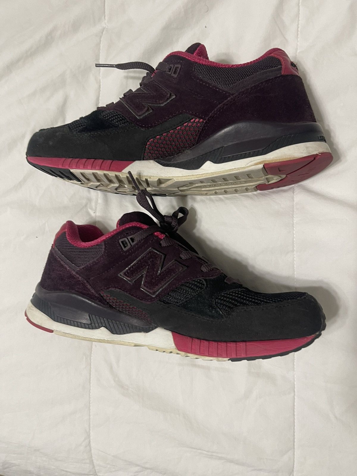 New Balance New Balance 530 “BlackBerry” Size US 9.5 / EU 42-43 - 2 Thumbnail