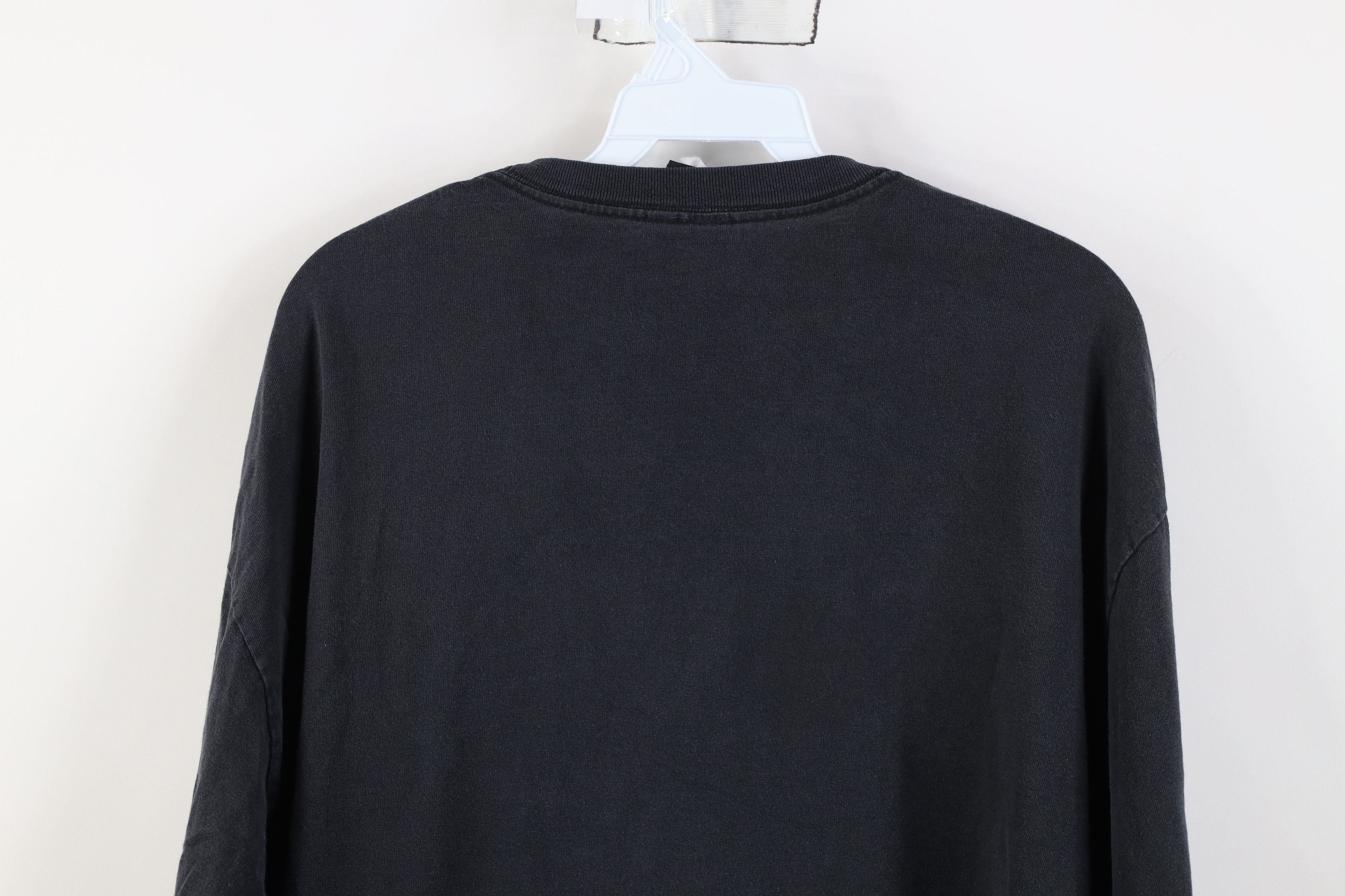 Vintage Vintage 90s Nightmare Before Christmas Long Sleeve T-Shirt Size US L / EU 52-54 / 3 - 13 Thumbnail