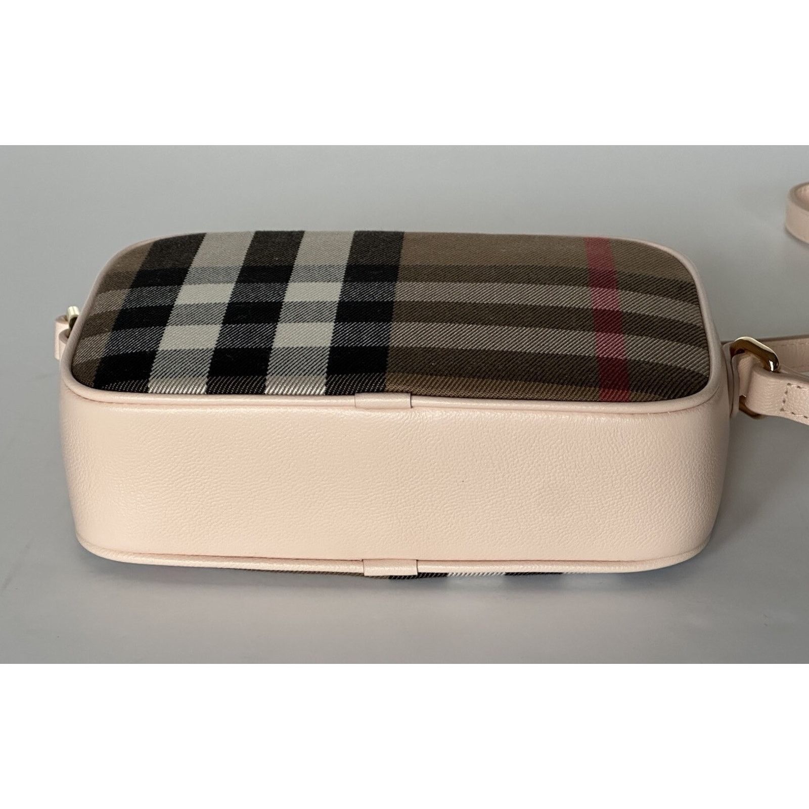 Burberry Burberry Small Camera House Check Shoulder Bag 80850771 Size ONE SIZE - 3 Thumbnail