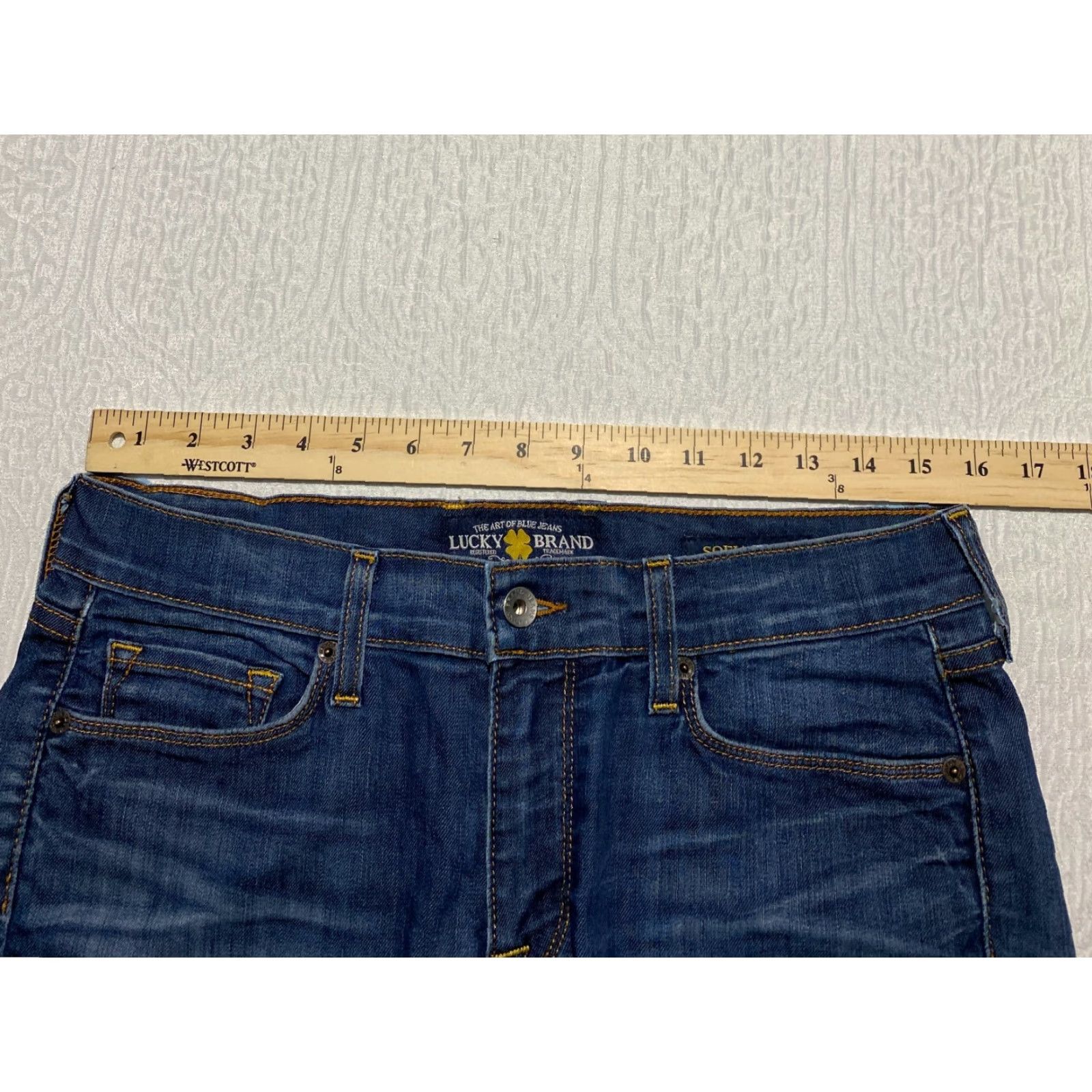Lucky Brand Lucky Brand Womens Jean Shorts Size 10 Blue Denim Cutoff Shorty 5-Pocket Design Made in USA Shorts Womens Size 10 Blue Denim Cut-Off Shorty Size 32" / US 10 / IT 46 - 5 Thumbnail