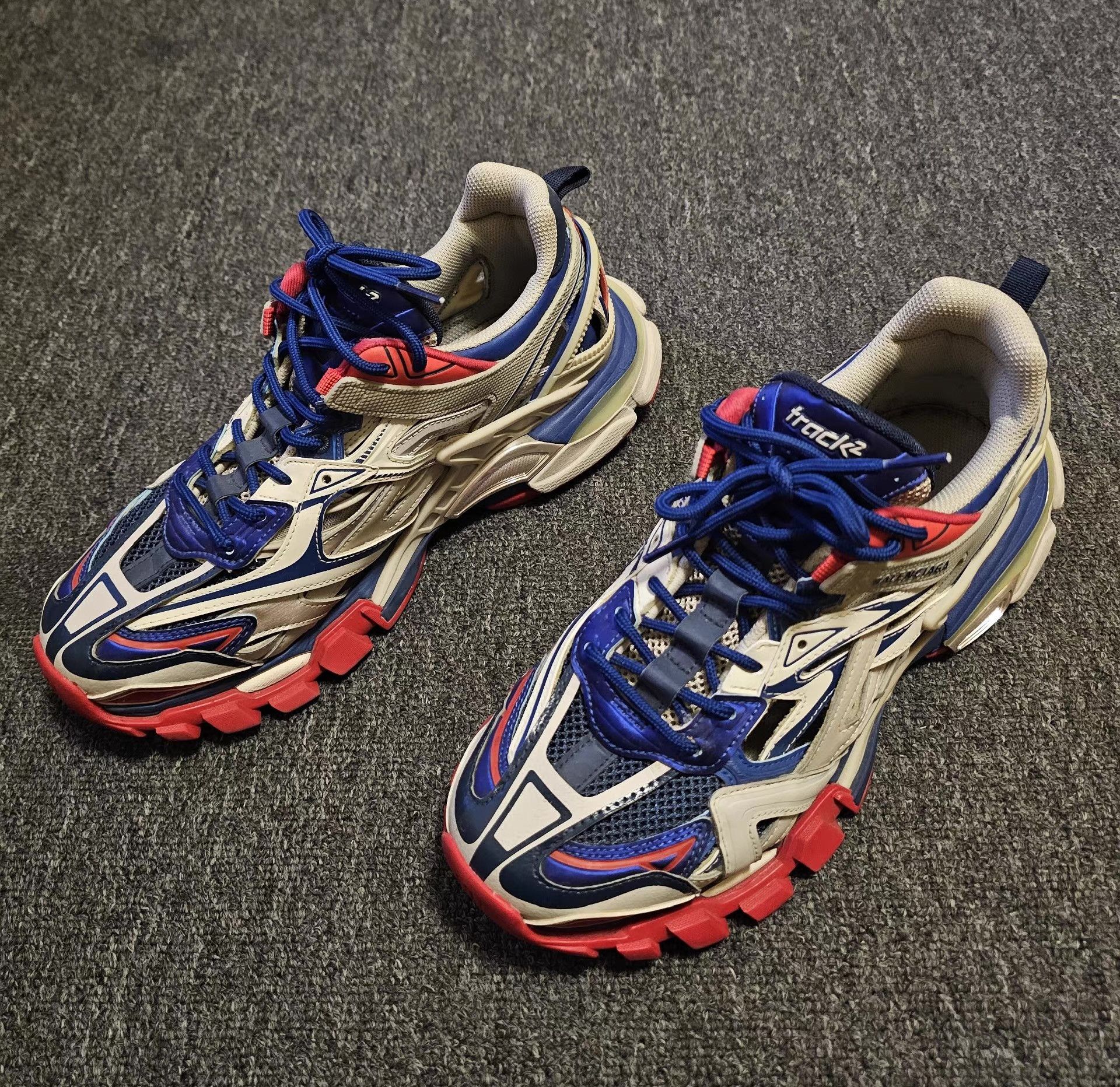Balenciaga Balenciaga Track 2.0 Dad Sneakers, Size US 8.5 / EU 41-42 - 2 Thumbnail