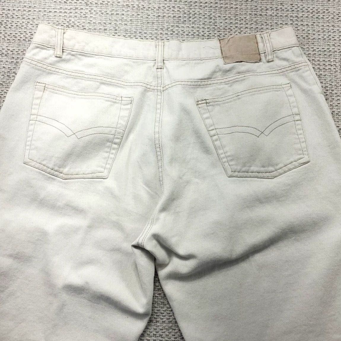 Bugle Boy VINTAGE Bugle Boy Jeans Mens 38 White 38x30 Distressed 5-Pocket Denim Skater Grunge 90s Logo Gold Crest USA Mens Size US 38 / EU 54 - 4 Thumbnail