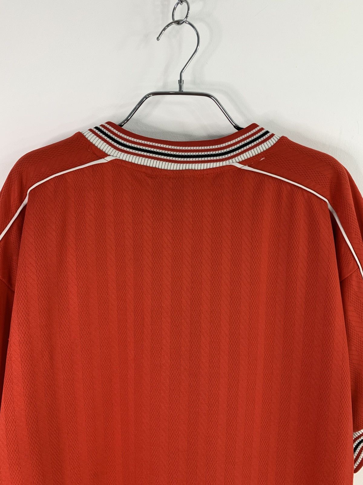Vintage Vintage FC Barnsley 98/99 Admiral Home Jersey L Size Size US L / EU 52-54 / 3 - 7 Thumbnail