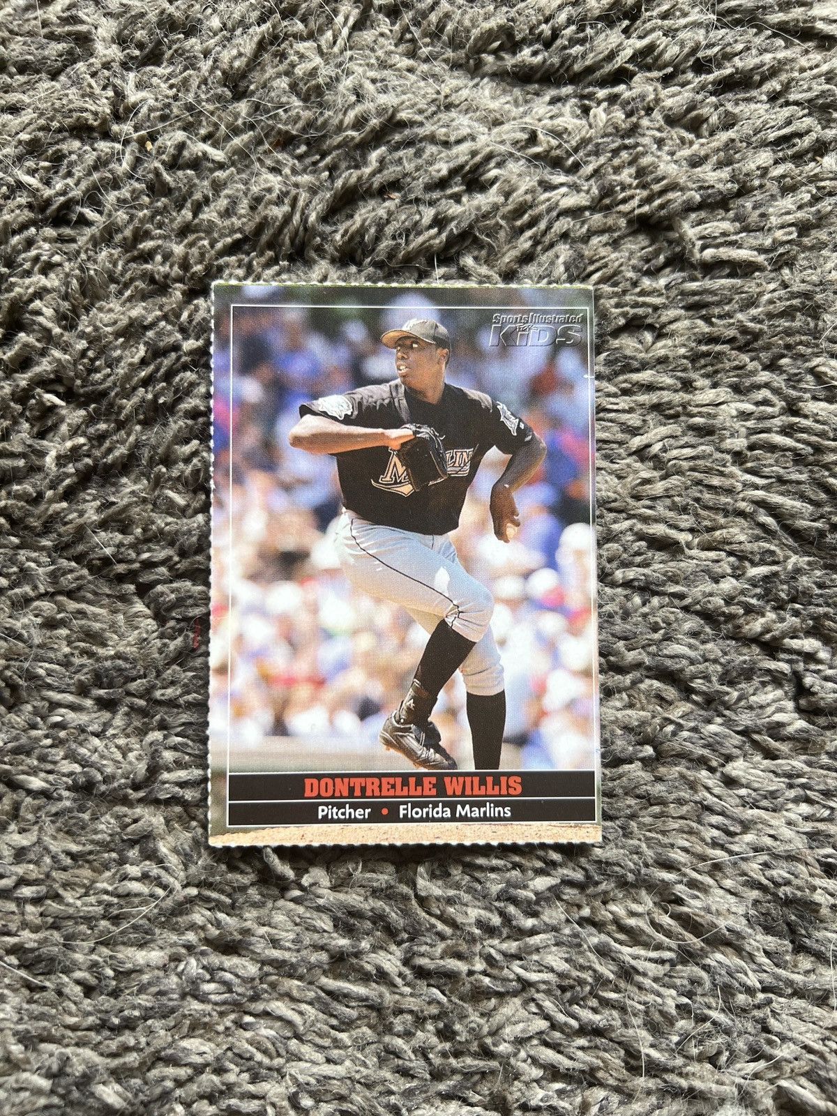 MLB 2004 Sports Illustrated For Kids #402 Dontrelle Willis Card Size ONE SIZE - 1 Thumbnail