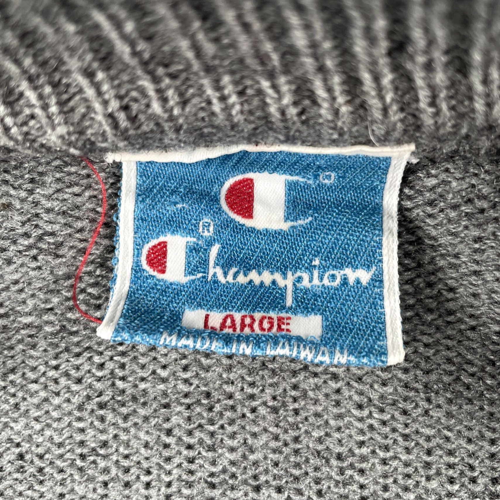 Champion VINTAGE Champion Knit Sweater Large Storm Gray Nylon Glorieta Pullover Mens 90s Classic Size US L / EU 52-54 / 3 - 4 Thumbnail
