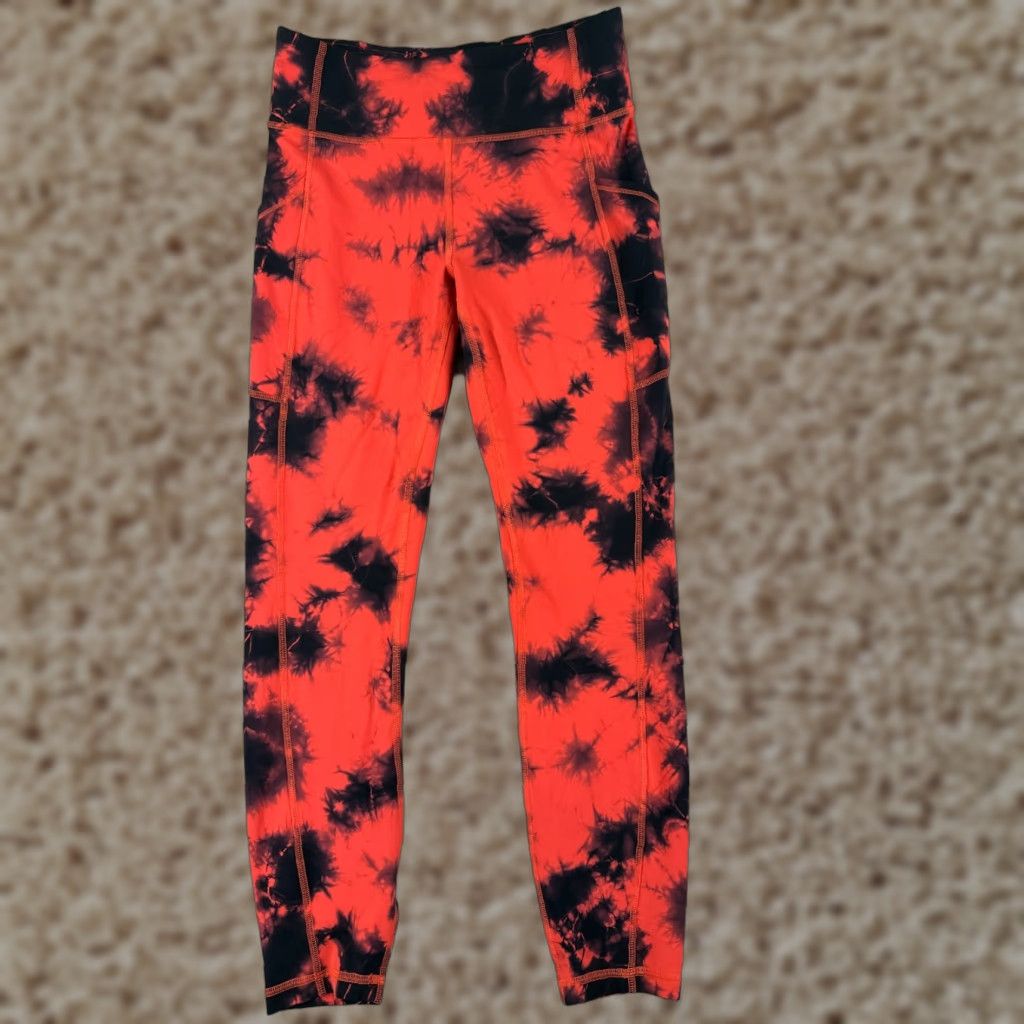 Lululemon Lululemon Pants 8 Red Black Invigorate High-Rise Tight 25" Wash Pockets Cropped Solid Womens Size 30" / US 8 / IT 44 - 1 Thumbnail