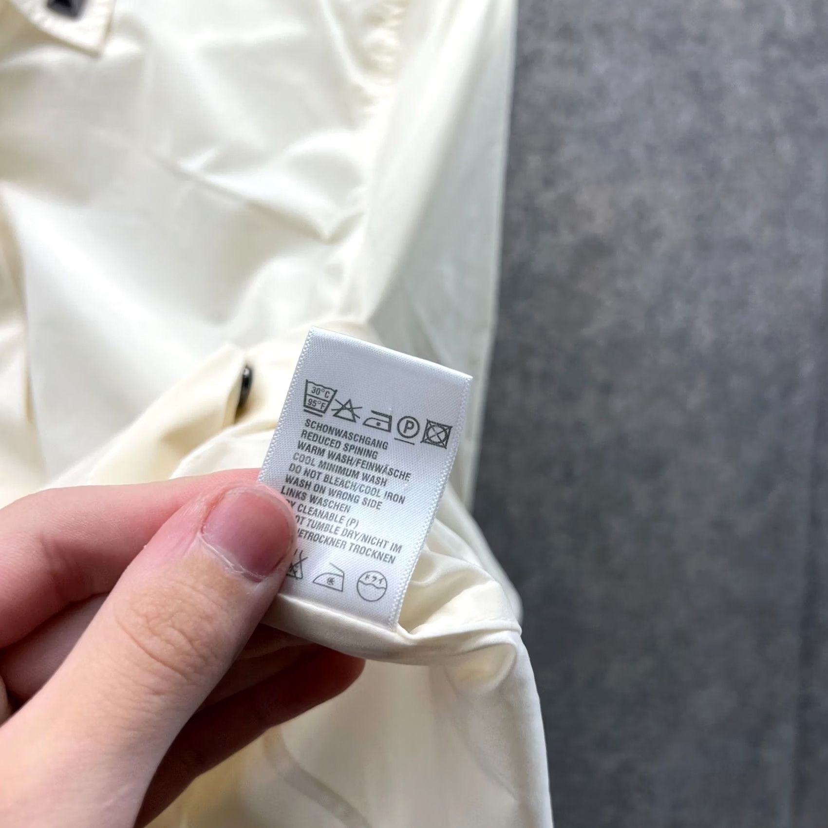 Escada Escada Sport Shirt Women Yellow Button-Up Nylon Preppy Casual Travel Size XS / US 0-2 / IT 36-38 - 3 Thumbnail