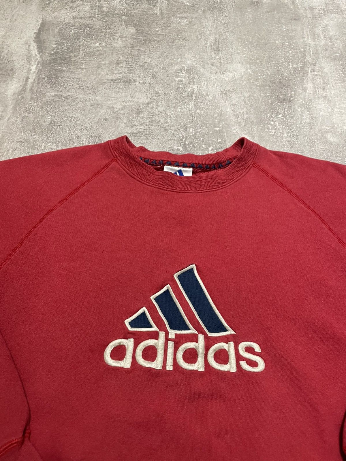 Adidas × Vintage Vintage Adidas Big Embroider Logo Boxy Baggy Sweatshirt 90s Size US L / EU 52-54 / 3 - 2 Thumbnail