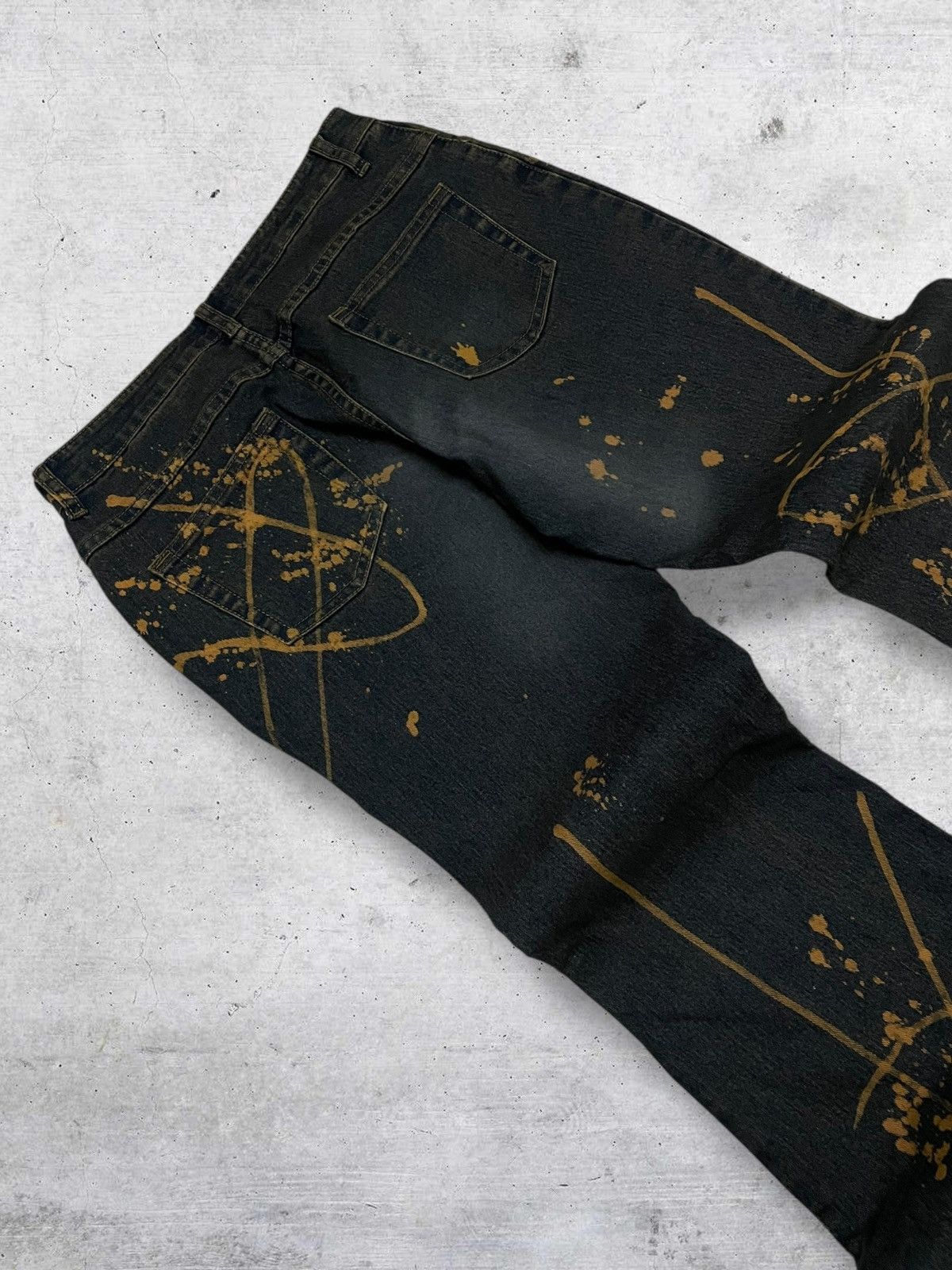 Tornado Mart VINTAGE HAPHAZARD JAPAN OG 90S DESIGNER BLEACH SPLASH FLARED Size US 28 / EU 44 - 14 Thumbnail