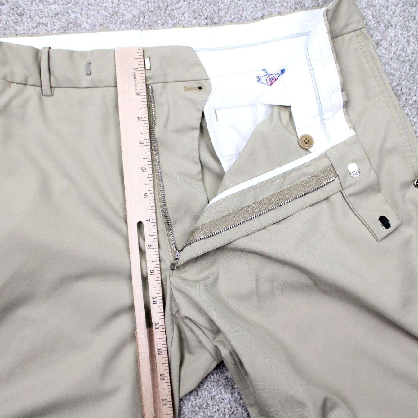 RLX Ralph Lauren RLX Ralph Lauren Shorts Mens 36 Beige Golf Polyester Flat Front 10" Inseam Size US 36 / EU 52 - 7 Thumbnail