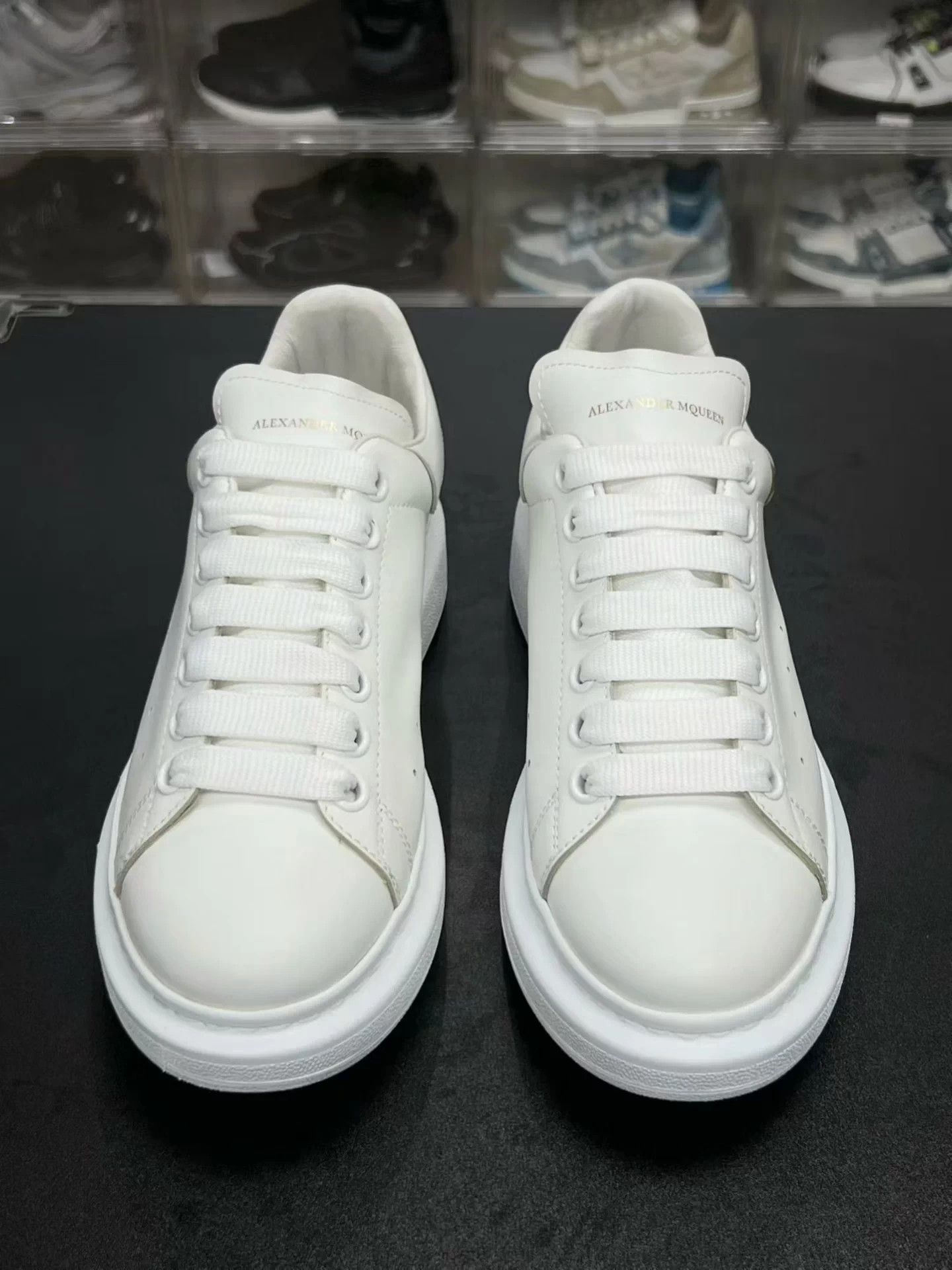 Alexander McQueen McQ Leather Low Top Sneaker White Sole Size 39 Size US 8 / IT 38 - 2 Thumbnail