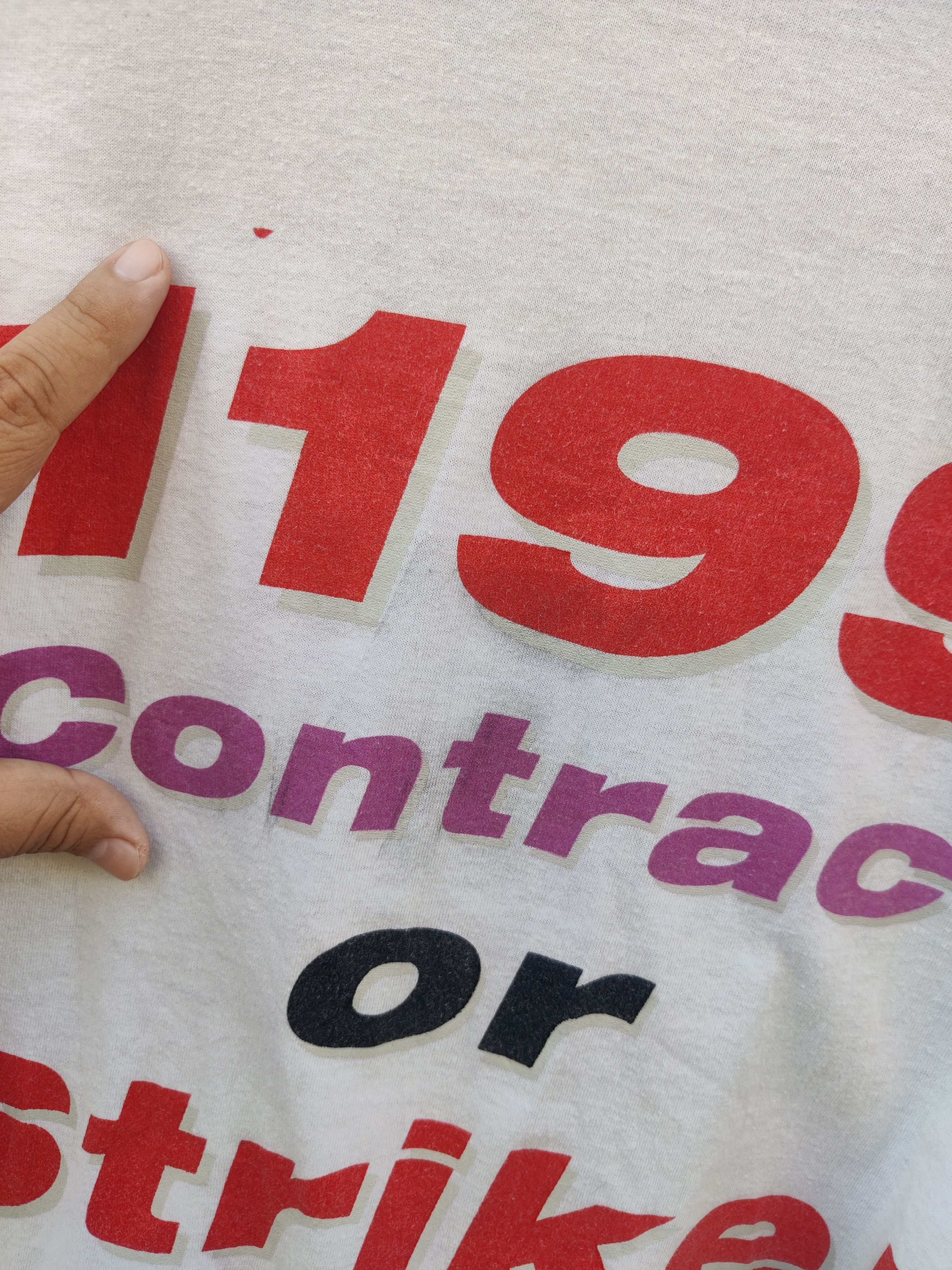 Vintage Vintage Labor Union Contract or Strike History Shirt Size US XXL / EU 58 / 5 - 8 Thumbnail