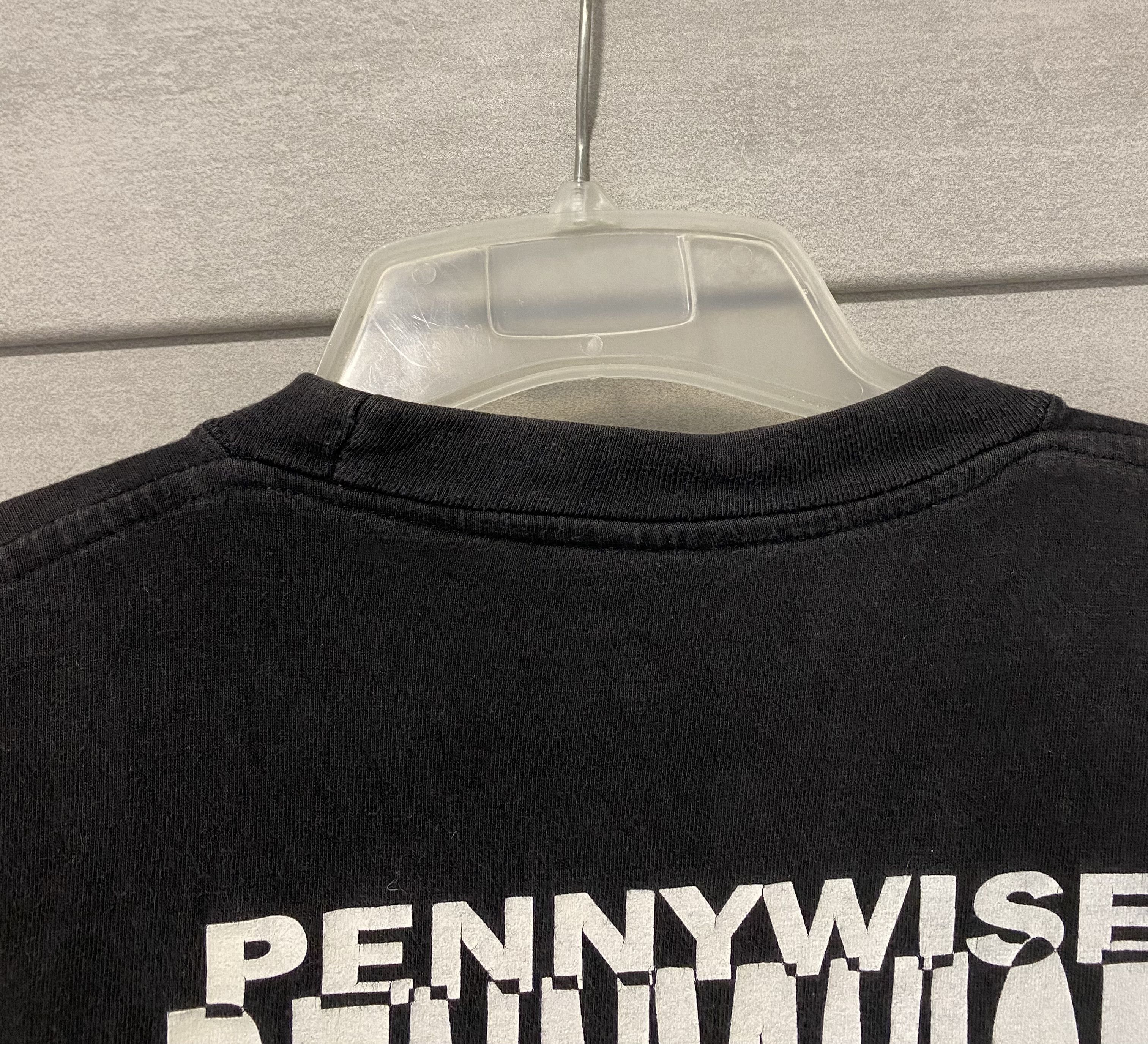 Vintage 1995 Pennywise About time t-shirt