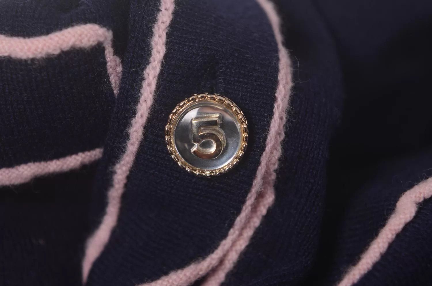 Chanel Chanel Classic Wool Blend Jacket Size S / US 4 / IT 40 - 4 Thumbnail