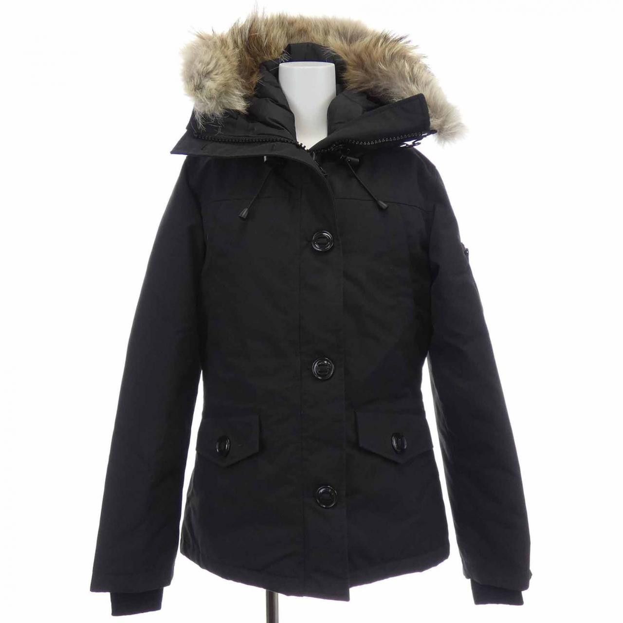 Canada Goose Canada Goose Canada Goose Montebello Down Jacket Textile Outerwear 2530LA DUTY FREE for USA Size ONE SIZE - 1 Thumbnail