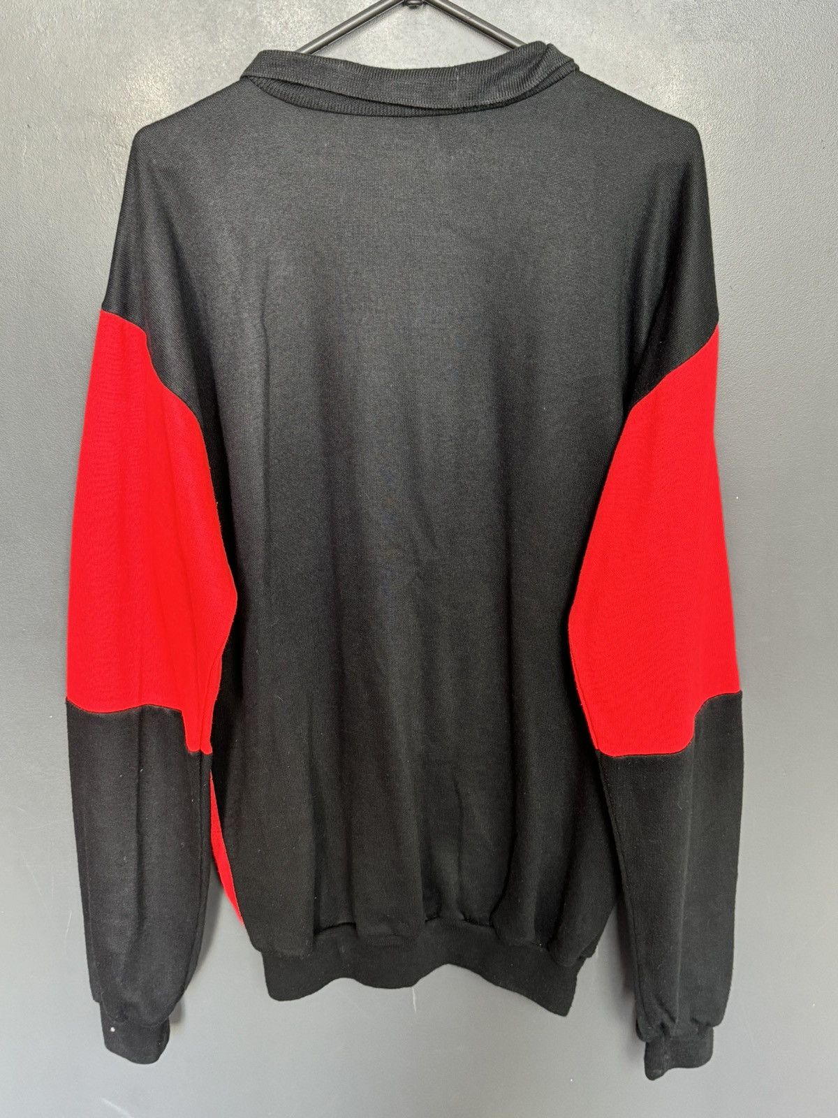 Other Vintage Charlton Athletic Training Football Sweatshirt Size US XL / EU 56 / 4 - 2 Thumbnail