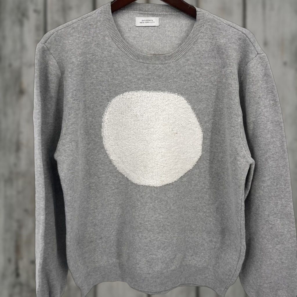 Vintage Saturdays New York Sweater Womens Size Medium Gray Fuzzy Circle Pullover READ Size M / US 6-8 / IT 42-44 - 1 Thumbnail