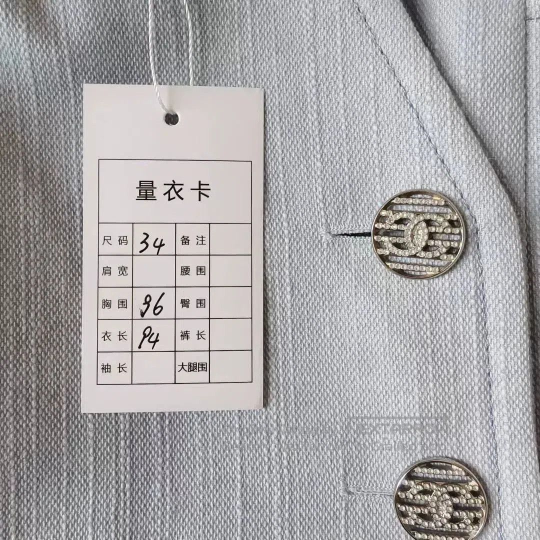 Chanel Chanel Crystal Button Blue Coat. Size US XS / EU 42 / 0 - 4 Thumbnail