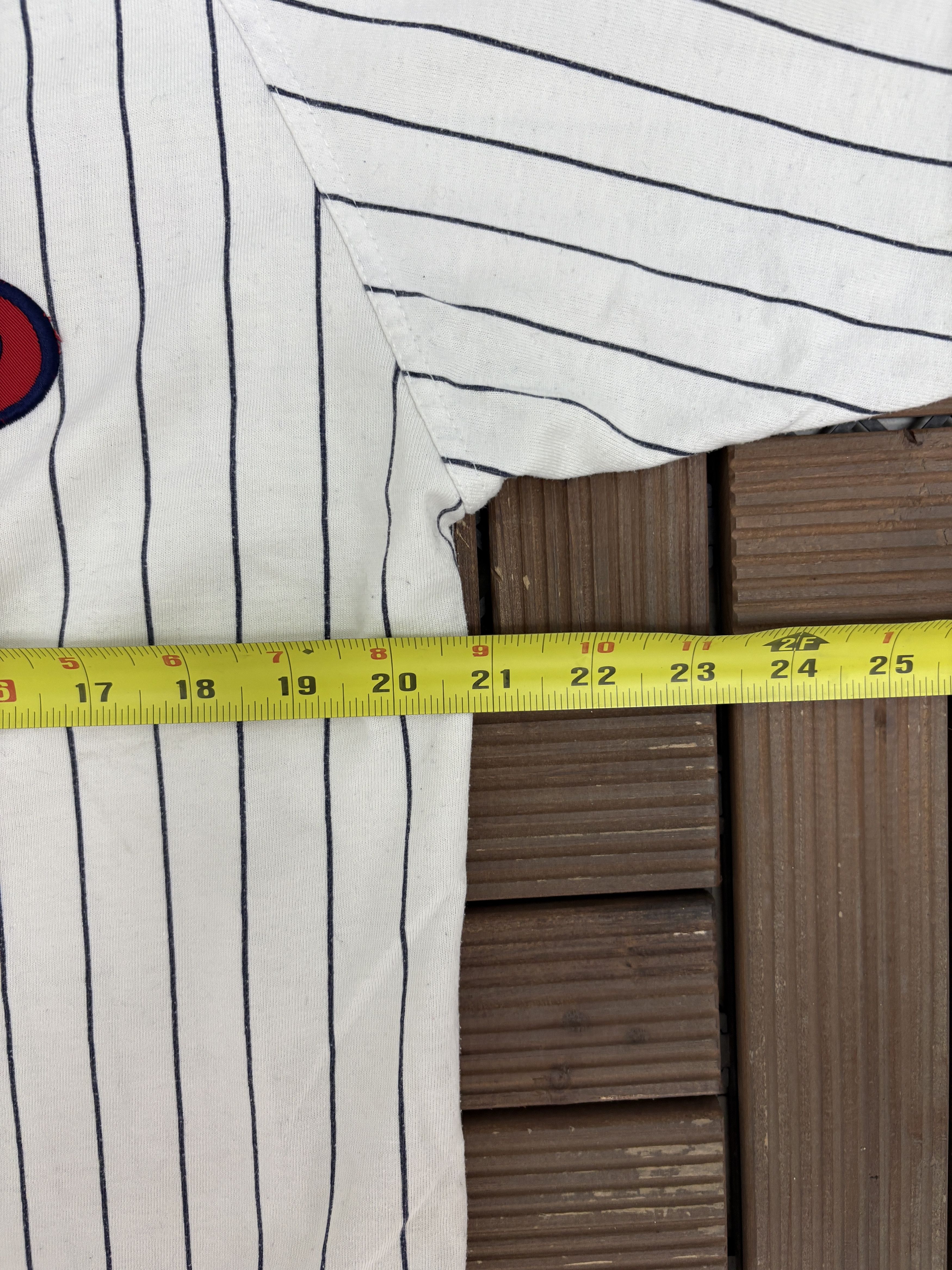 Starter Cleveland Indians Pinstripe Stitched Vintage Baseball Jersey Size US M / EU 48-50 / 2 - 6 Thumbnail