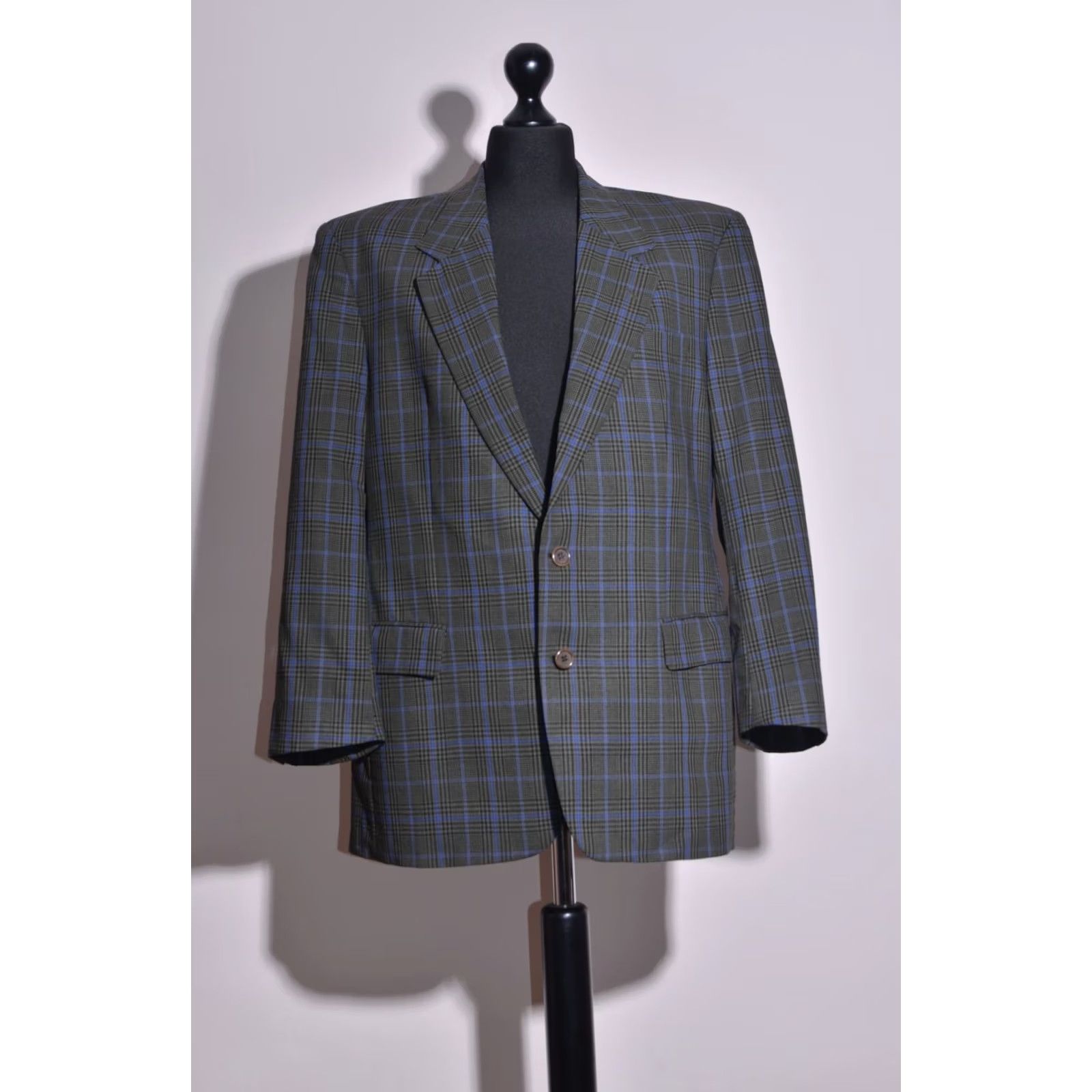 Hugo Boss VINTAGE Hugo Boss Jacket Men Wool Check Blazer UK44 / IT54 / US44 Size 54 Grey Blue Check Blazer Mens Vintage Wide Fit Size 54R - 2 Thumbnail