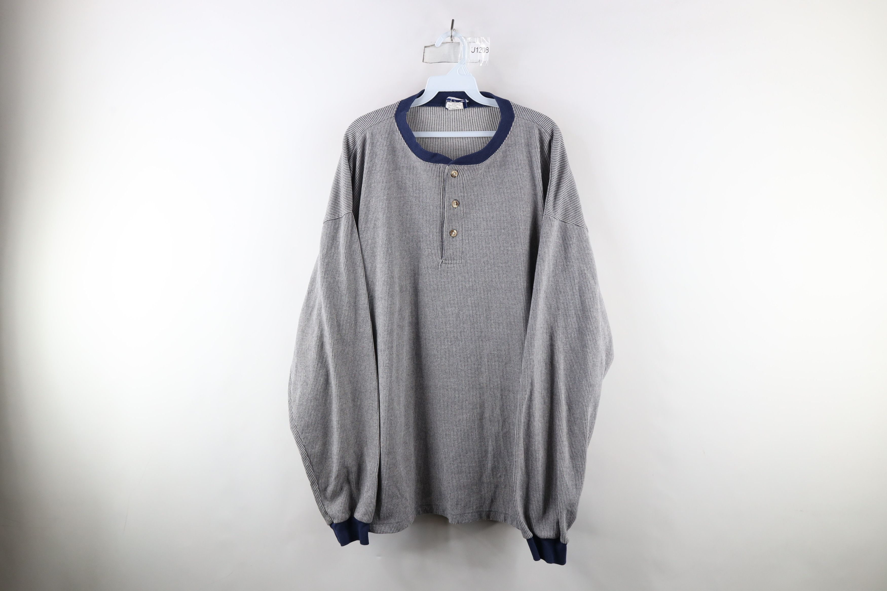 Vintage Vintage 90s Streetwear Heavyweight Long Sleeve T-Shirt Size US XL / EU 56 / 4 - 1 Thumbnail