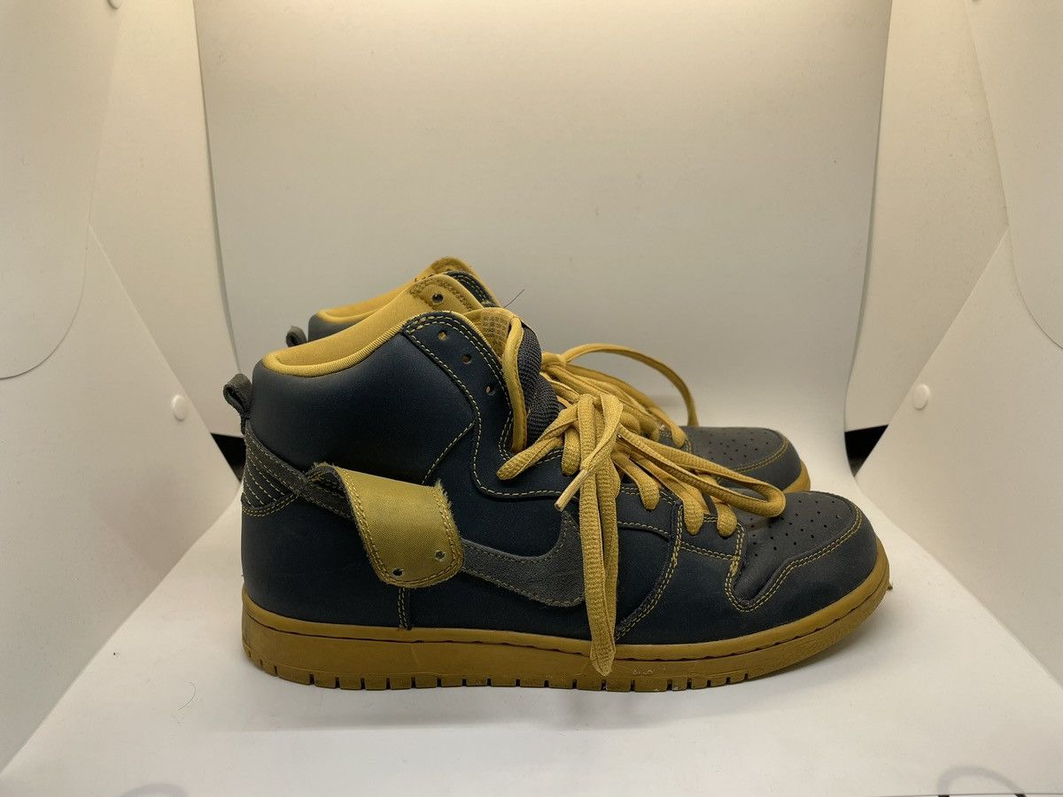 Nike *RARE*NIKE SB DUNK HIGH GOLDEN STRAW ANTHRACITE Size US 9.5 / EU 42-43 - 3 Thumbnail