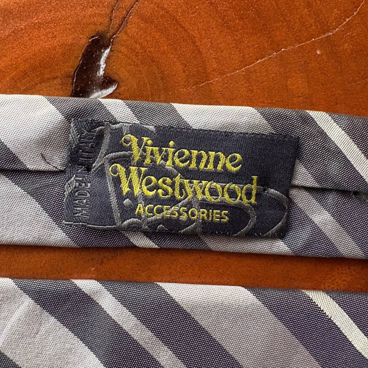 Vivienne Westwood Vivienne Westwood Signature Orb Logo Striped Silk Neck Tie Size ONE SIZE - 9 Thumbnail