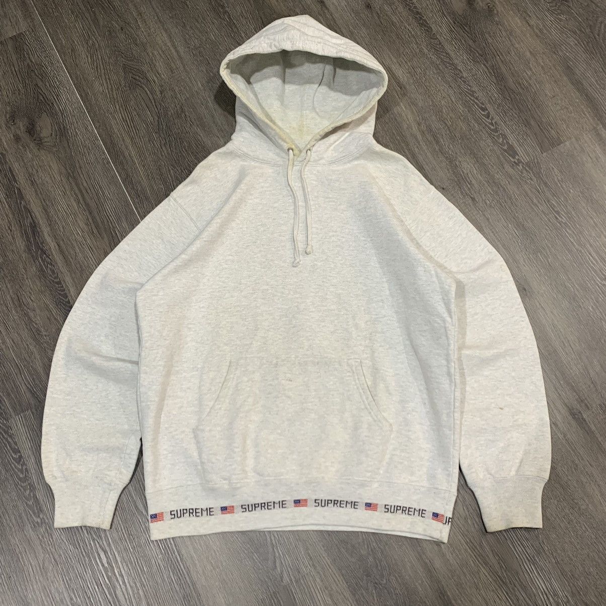 Supreme Supreme FW15 Logo Rib Hooded Sweatshirt Grey Size US XL / EU 56 / 4 - 1 Thumbnail