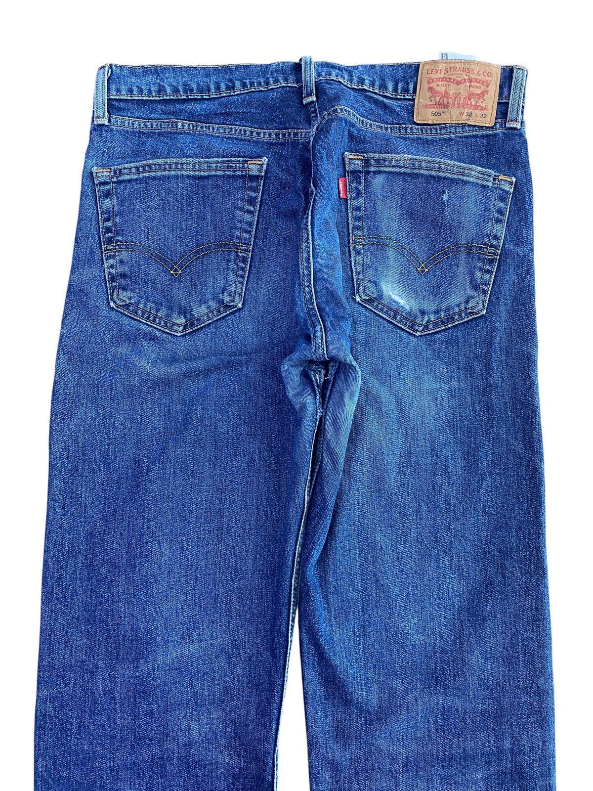 Levi's Vintage Levi’s 505 Faded Blue Wash Style Straight Cut Jeans Size US 34 / EU 50 - 4 Thumbnail