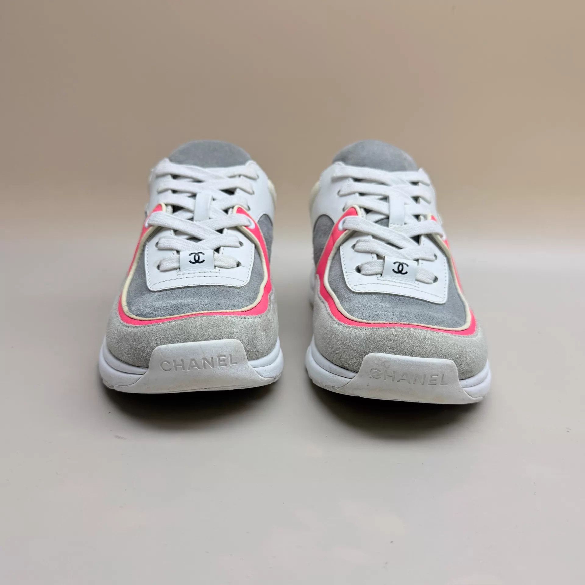 Chanel CHANEL CC White/Gray/Red Sneakers 35 women's 95 New Size US 4.5 / IT 34.5 - 2 Thumbnail