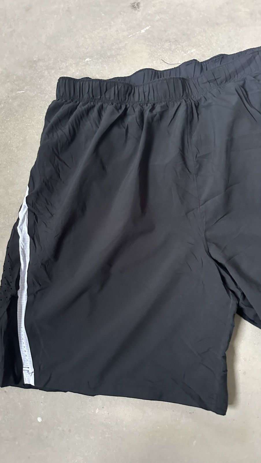 Saucony SAUCONY RUNNING SHORT Size US 32 / EU 48 - 2 Thumbnail