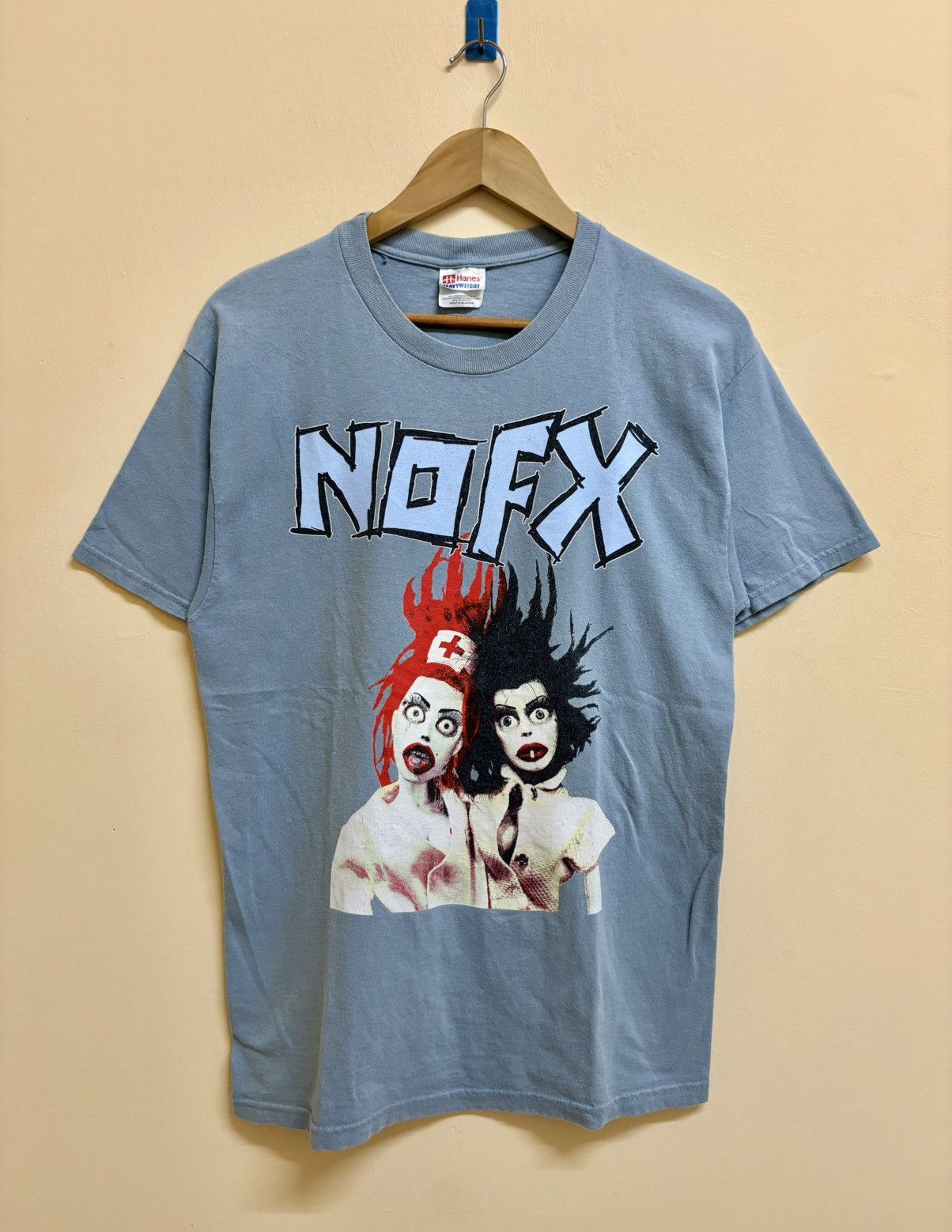 Vintage Vintage 2000 Nofx Band Pump Up The Valuum T-Shirt Size US M / EU 48-50 / 2 - 1 Thumbnail