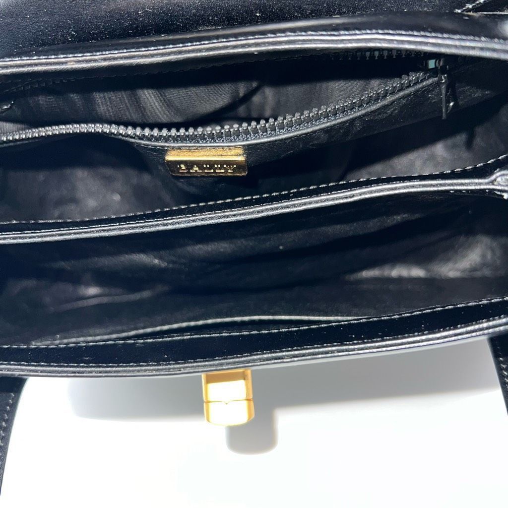Bally Bally Vintage Structured Lambskin Bag with Brushed Gold Turn Lock Closure Size ONE SIZE - 13 Thumbnail