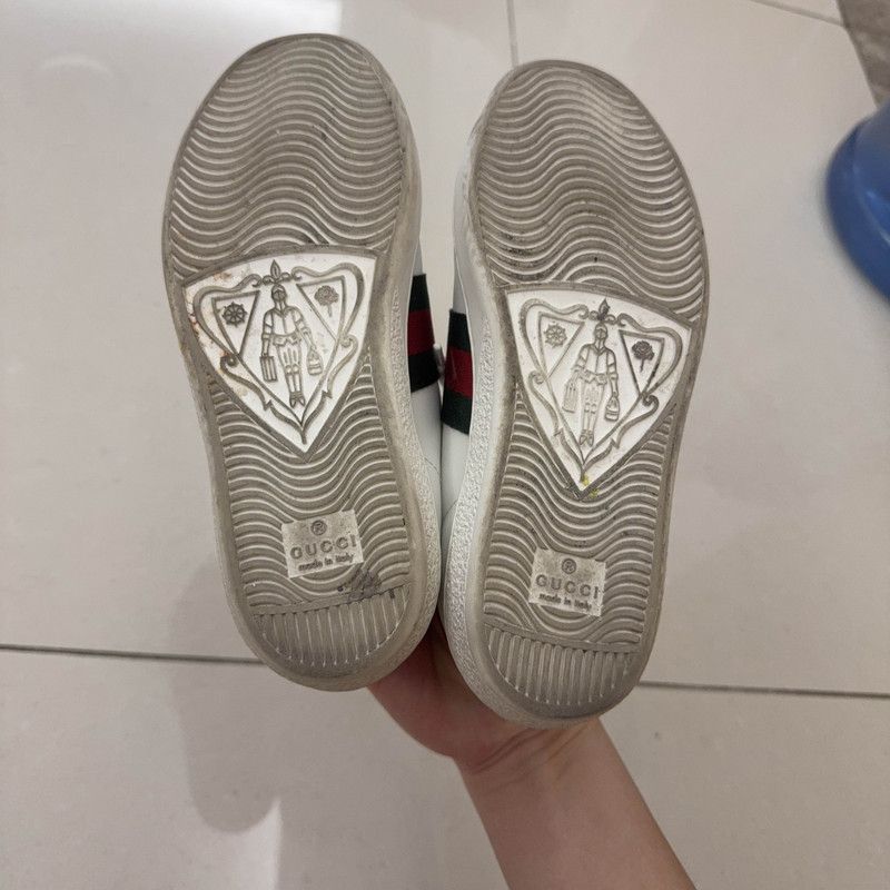 Gucci Gucci ACE Leather Sneakers with Red Green Webbing Size US 4 / IT 34 - 4 Thumbnail