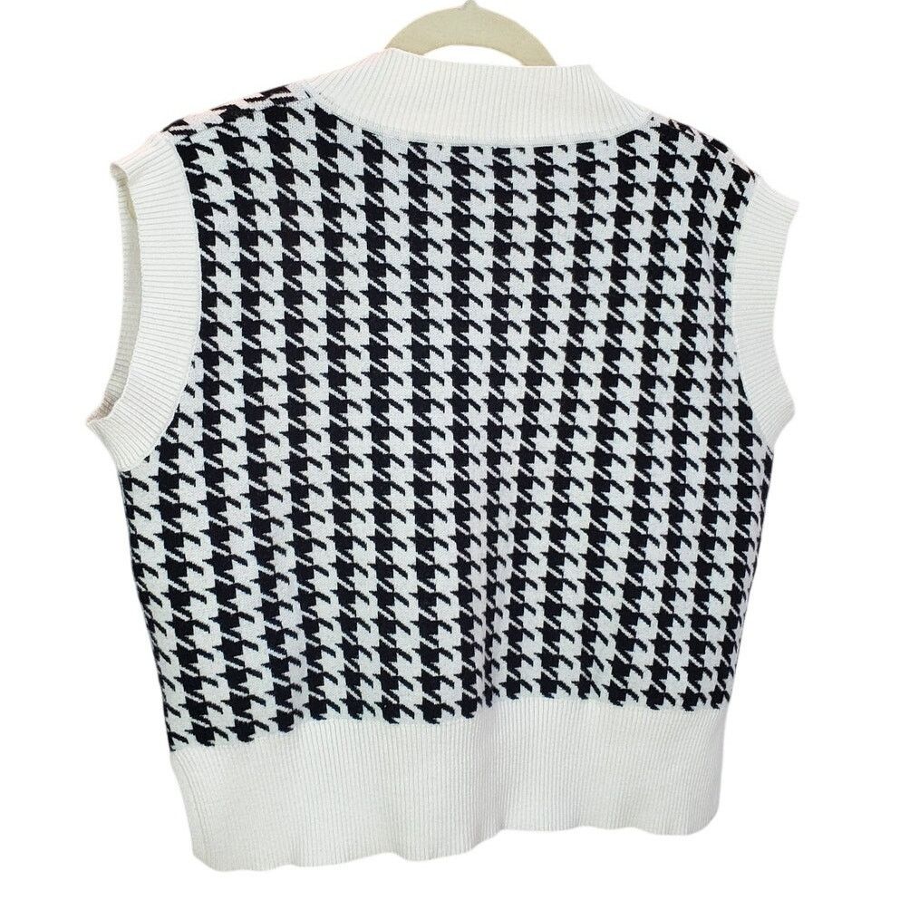 Other Black White Houndstooth Cropped Sweater Vest V-Neck Size S Size S / US 4 / IT 40 - 2 Thumbnail